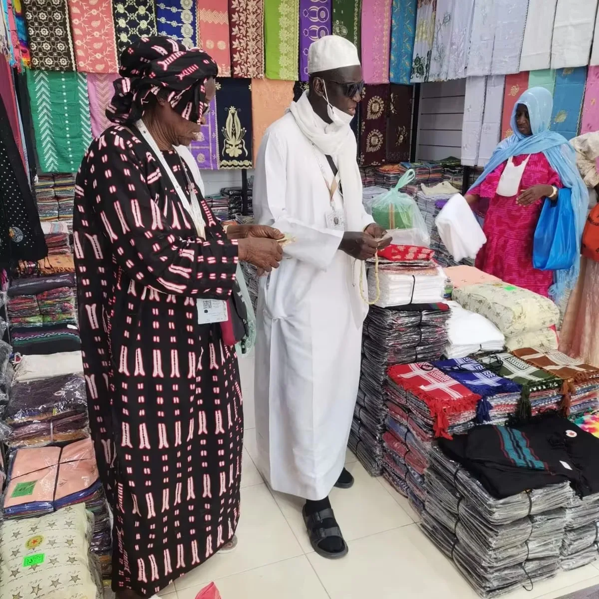 Женский шифоновый шарф-дупатта с разноцветным цветочным узором дышащий мягкий легкий вышивкой и стразами длинный летний на заказ (OEM)