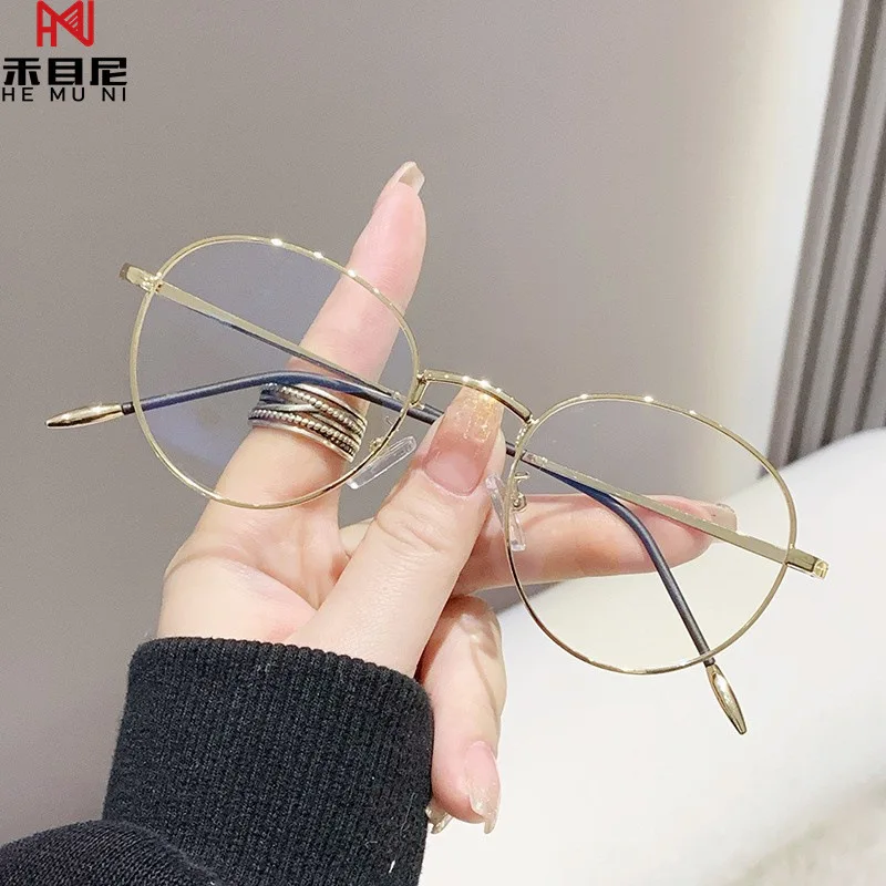 8302 2023 New fashion trendy female eyeglasses spectacle metal round anti blue light glasses frame