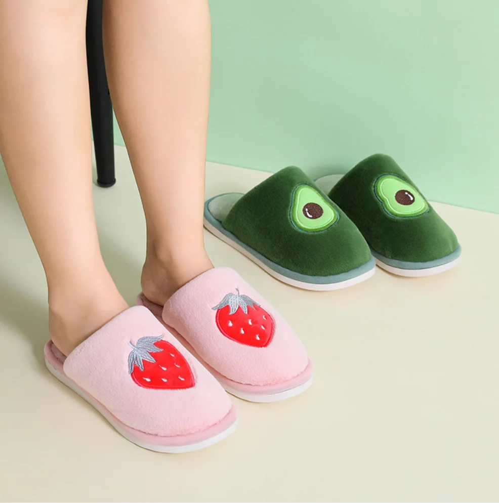 
Winter Women Cotton Slippers Cute Fruit Plush Warm Slippers Woman Indoor Home Flat Slides avocado Pineapple Strawberry 