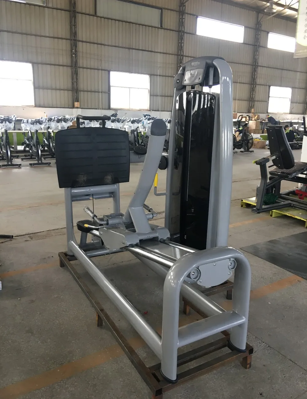Factory Wholesale Pin Loaded Commercial Gym Machine exercise equipment Leg Press machine