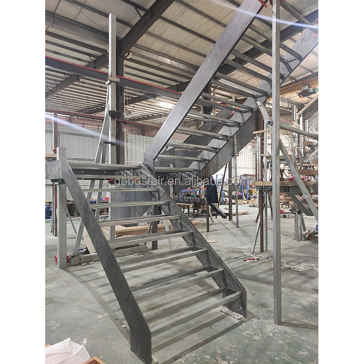 Top Quality Steel Straight Staircase Oak Solid Tread Glass Railing Wooden Handrail Post Bracket Outdoor Floating Stair