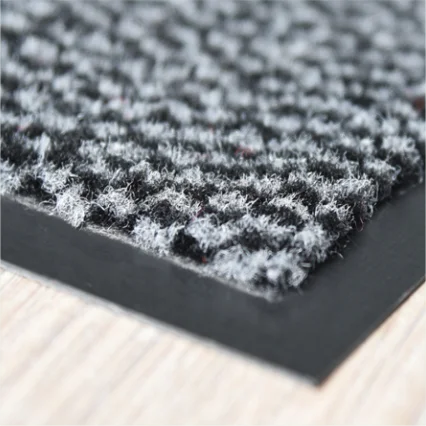 Welcomed Tufted design PP material Customized size and package of factory directly supply mobile cut pile door mat