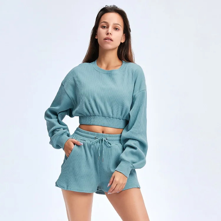 2021 New Autumn Cotton Sweatshirt Oversize Long Sleeve Crop Top Pullover Sweatshirt Short Set Women