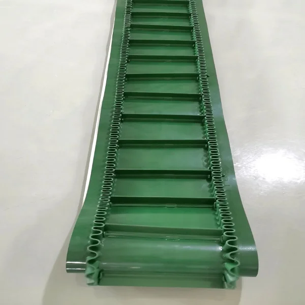 green corrugated sidewall  pvc conveyor belt width cleats for  bucket conveyor belt