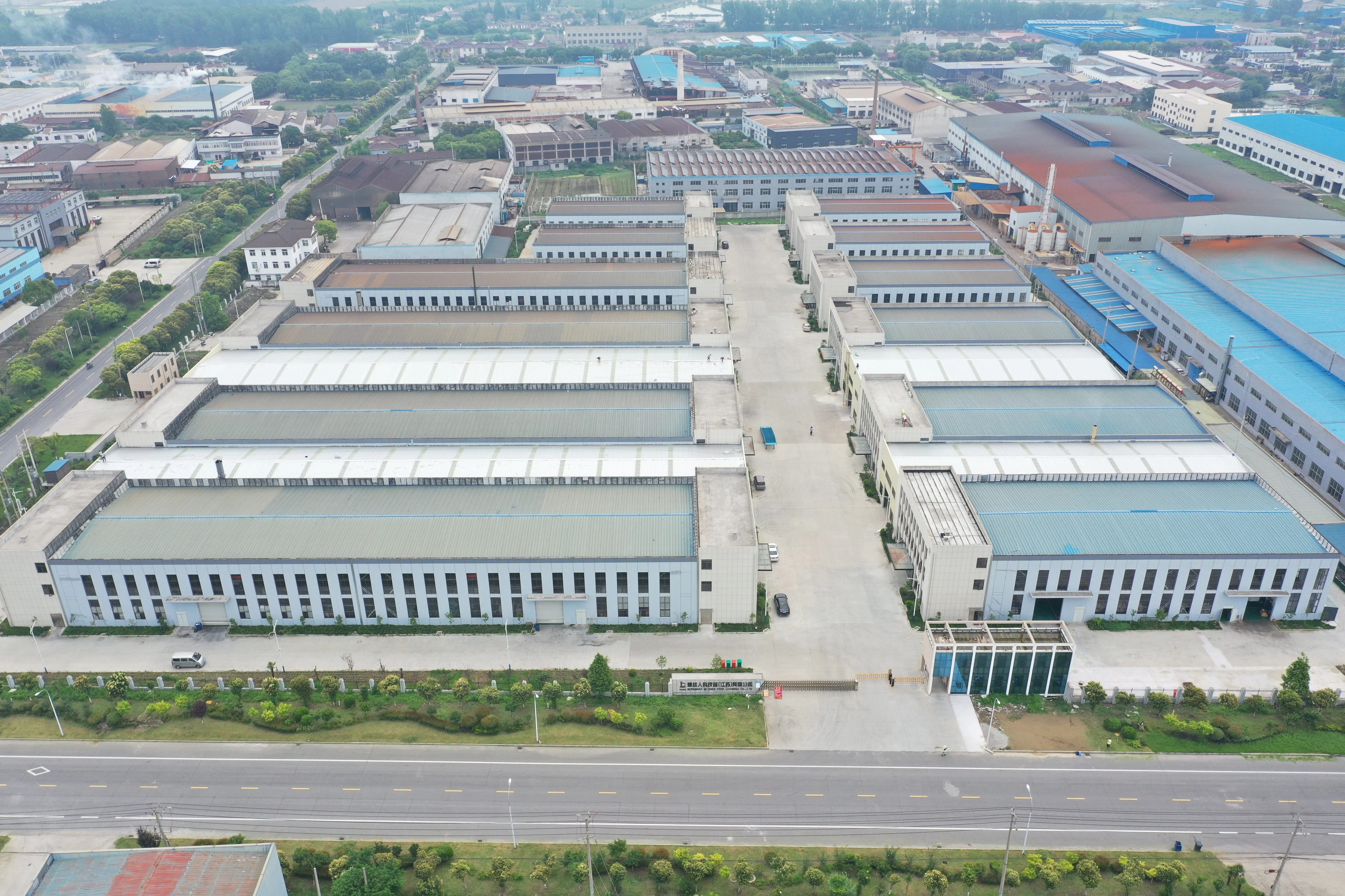 Prefabricated Steel Warehouse Project Building Plant Structure Industrial Factory Pre-Engineered Construction for Workshop