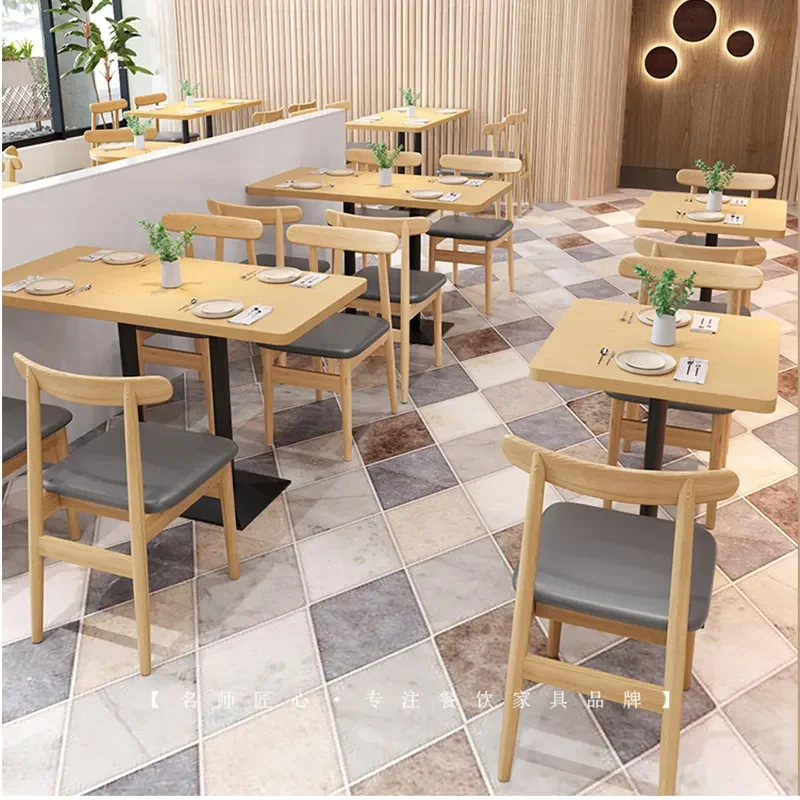 Modern Style Solid Wood Dining Table and Chair Set for Fast Food Pizza Restaurant