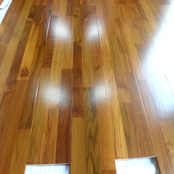 Luxury Multi-Layer Teak Engineered Wood Flooring Indoor Natural Veneer Waterproof Moisture Proof Modern Design Smooth Solid Wood
