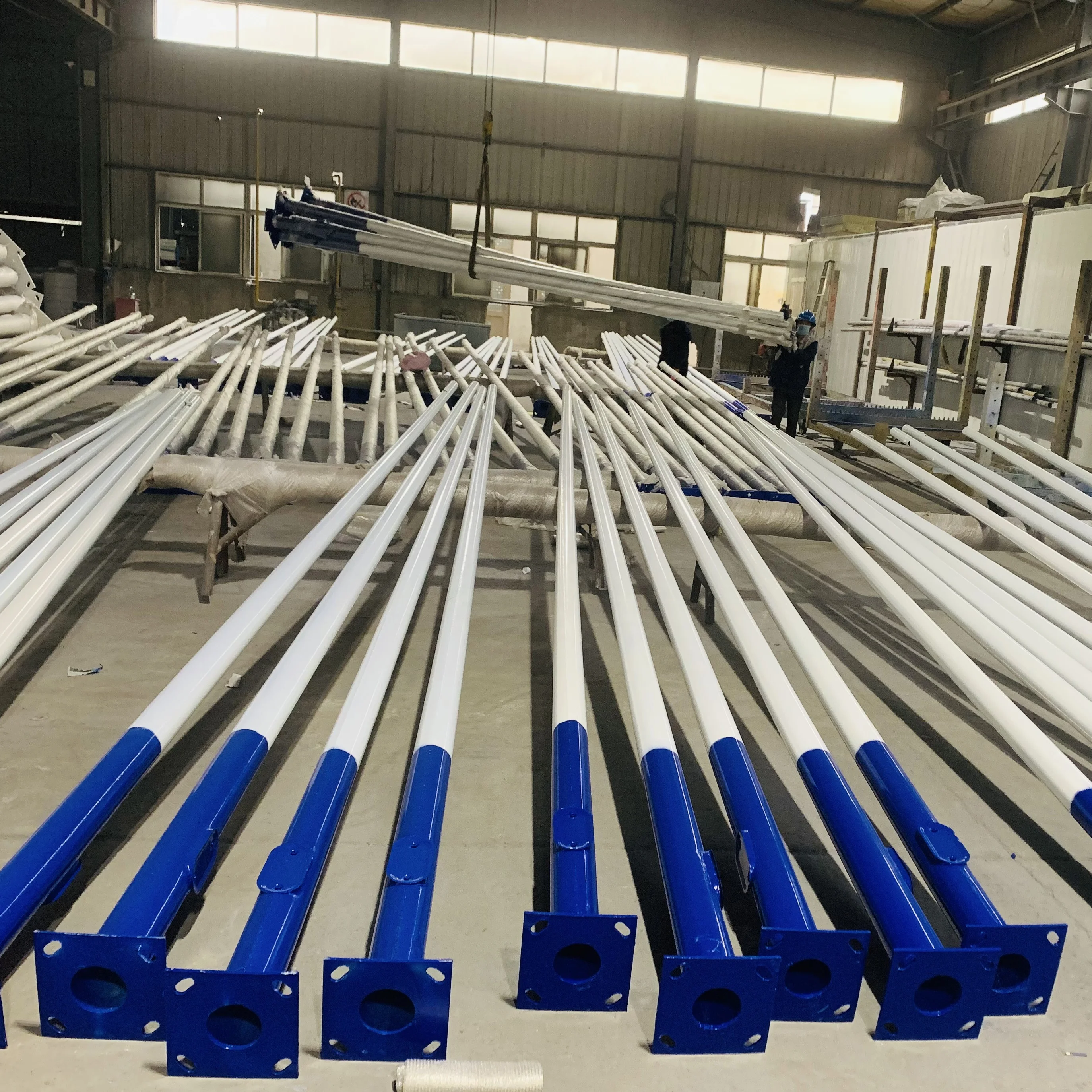 Factory Wholesale 3M Lighting Poles Hot Dip Galvanized Powder Coating Treatment Lamp Pole