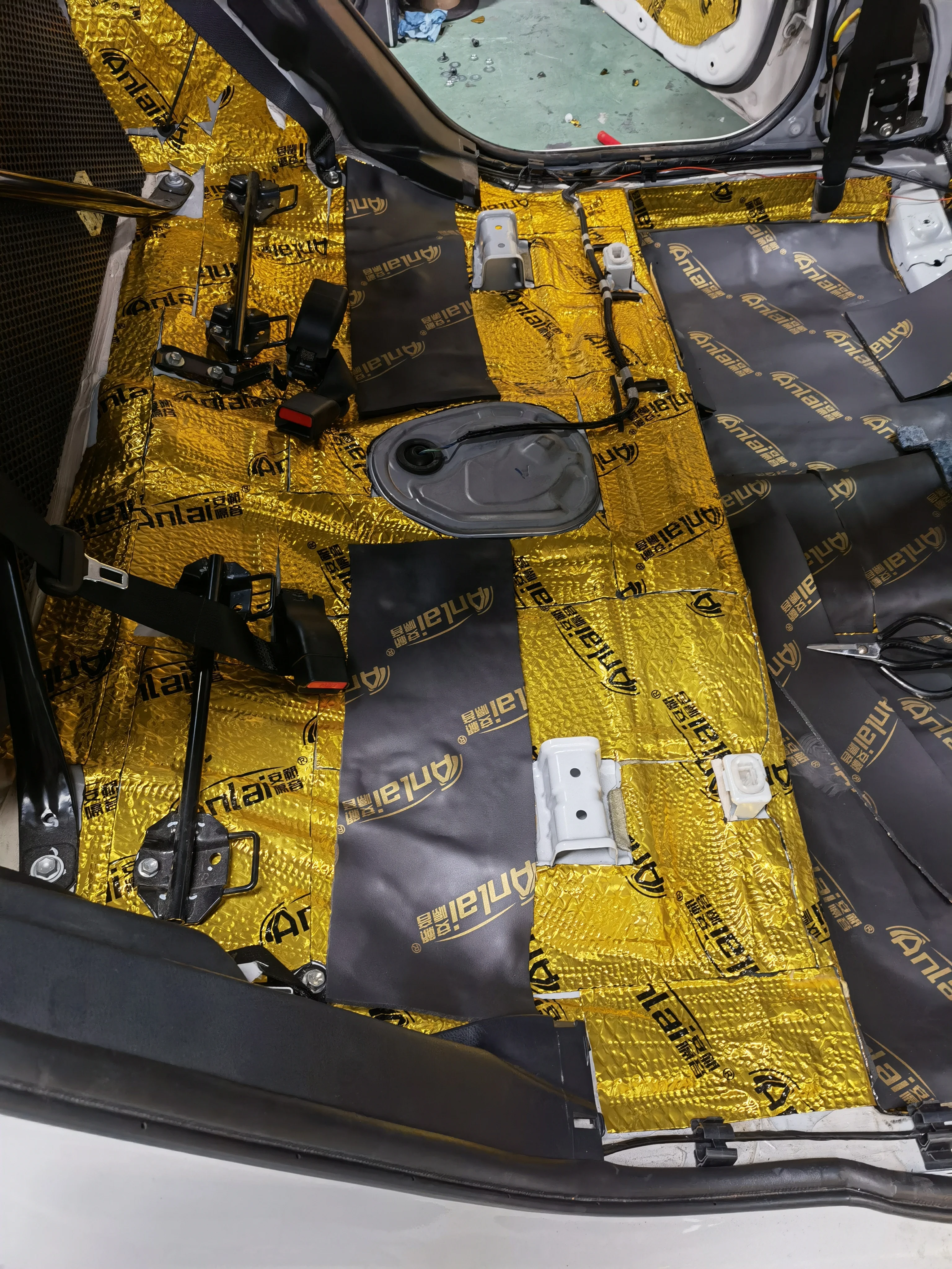 Top quality self-adhesive automotive accessories butyl sound deadening for car sound barrier ,sound deadening pads for car