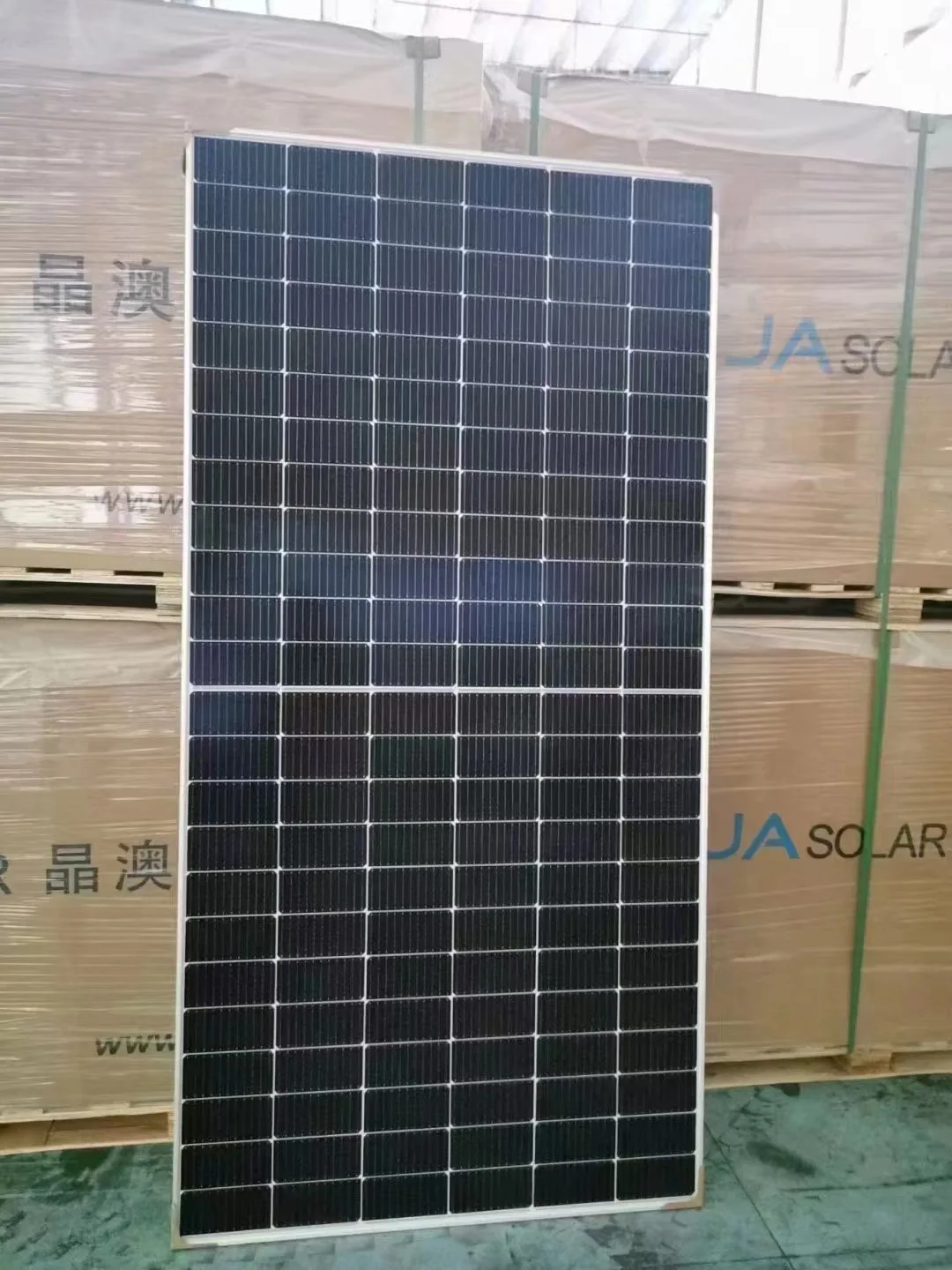 Tier 1 Stock Solar Panel A Grade Used Solar Panels 500W 600W 700W with very good price 5W-720W available