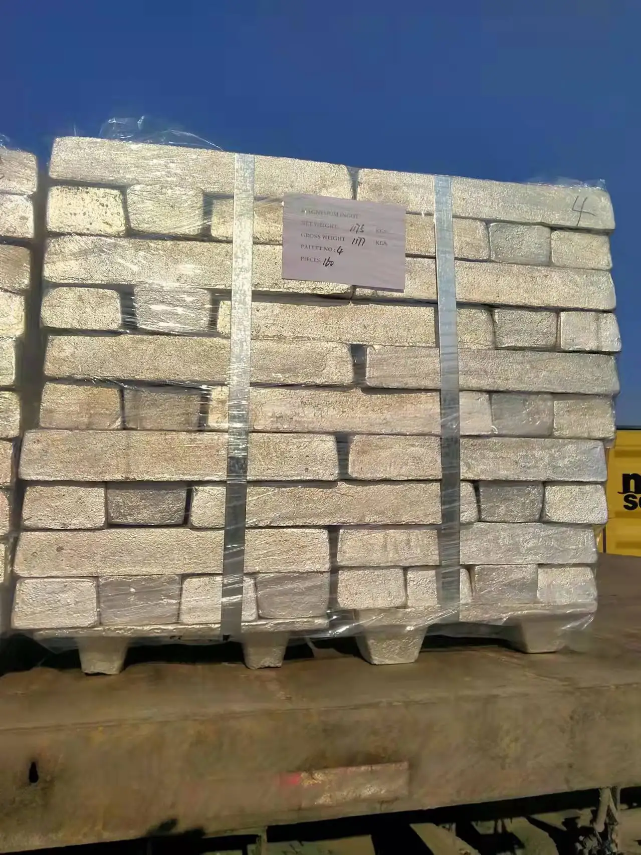 Best quality Adequate Stock Environmentally friendly materials Magnesium Ingot Magnesium Metal Alloy Pure Mg Ingot 99.99%