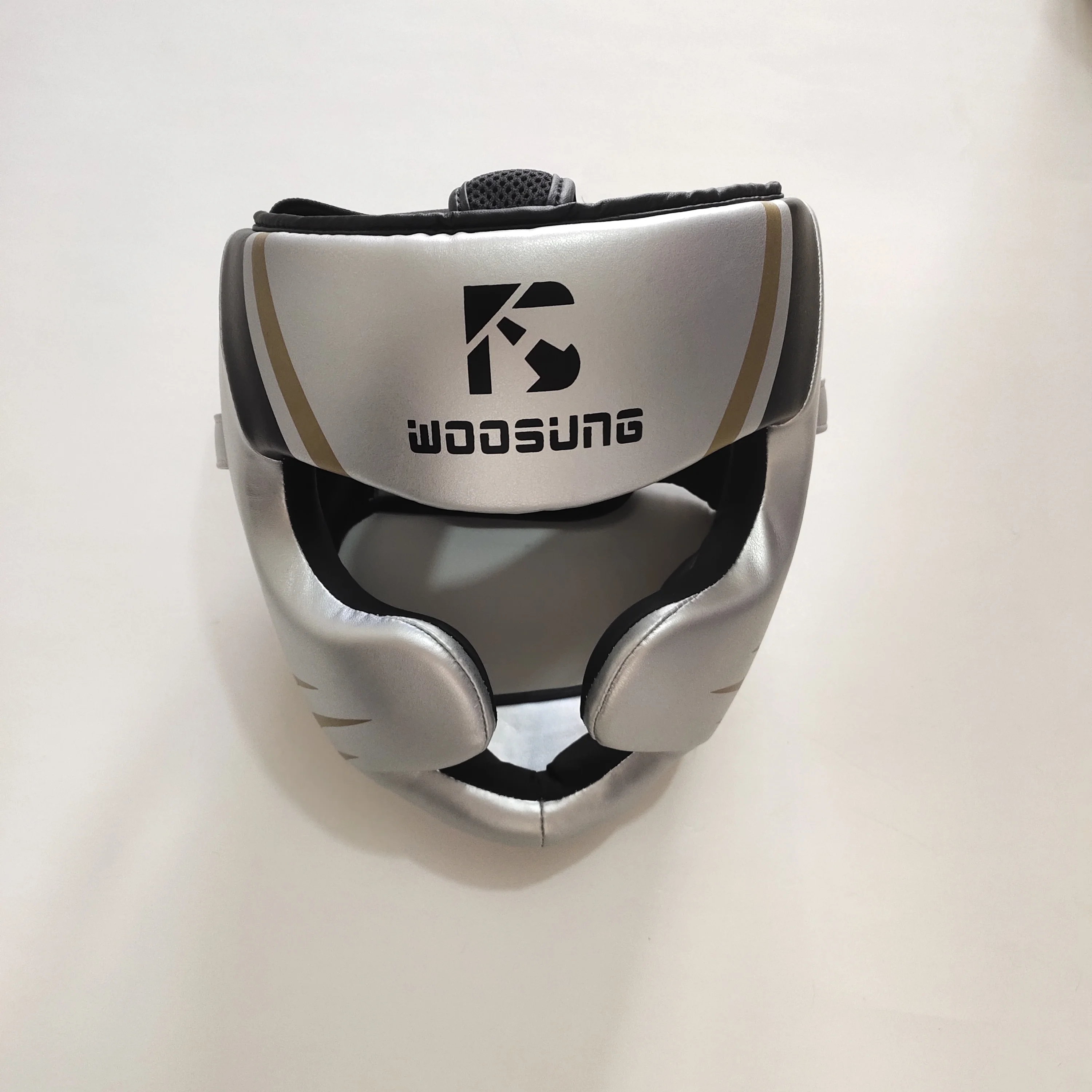 Sample free shipping Woosung Hot sale custom logo boxing helmet head protectors boxing helmet for training