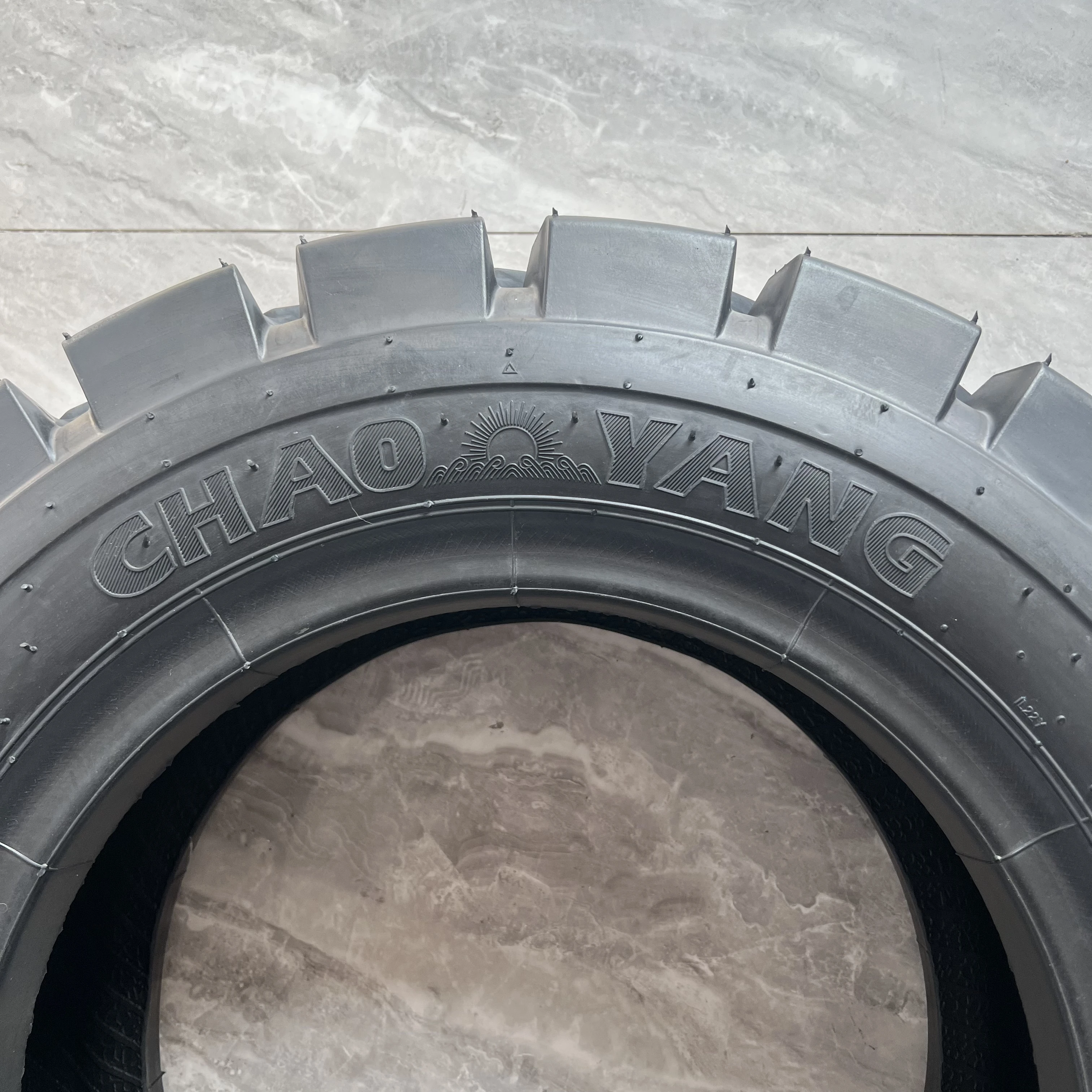 massive tread block forklift tyre  pneumatic tires 6.00/7.00-9 7.00-12