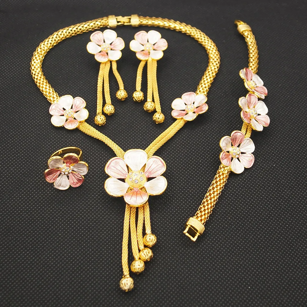 Wholesale Dubai 24 Carat Gold Party Fashion Jewelry Set South Indian Bridal Brazilian Gold Wedding Popular Style Jewellery Sets