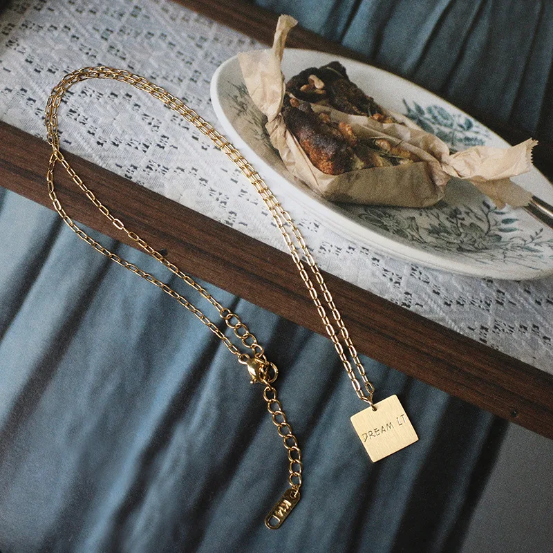 Wholesale Waterproof 18K Gold Plated Custom Name Engravable Stainless Steel Pendant Necklaces For Women Fashion Jewelry