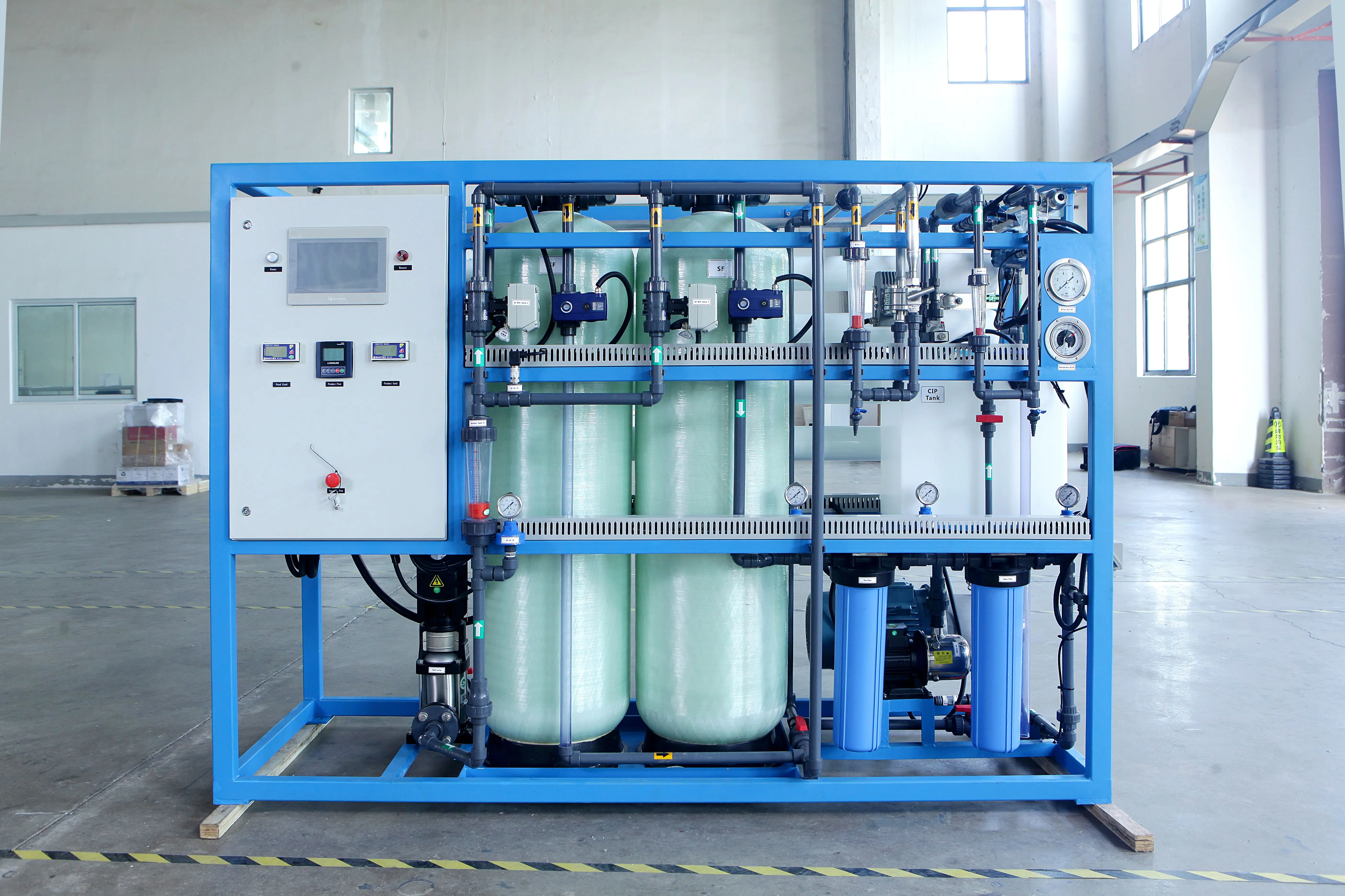 Skid seawater desalination system