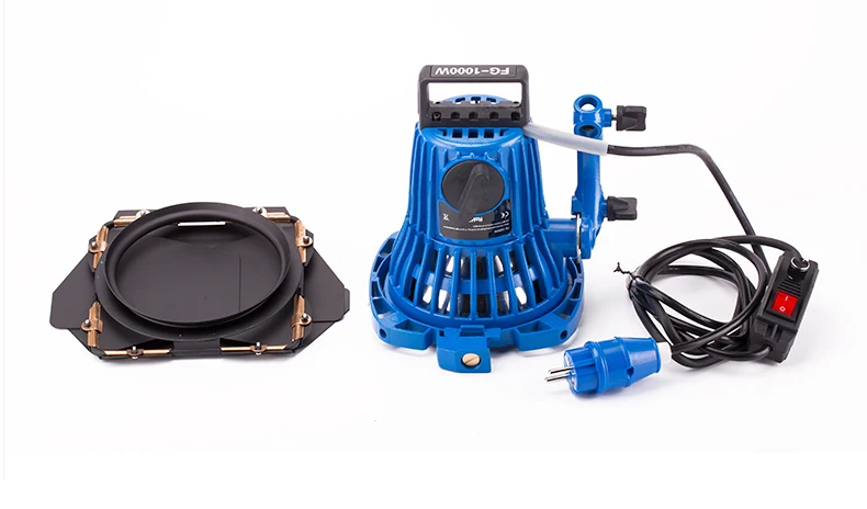 Flood light 1000W-3 dimmable light  Daylight with barn door leaves warm light