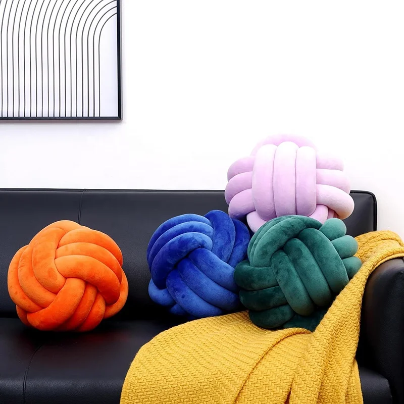 wholesale custom round home decor cushion sofa throw pillow luxury beauty velvet knot ball pillow