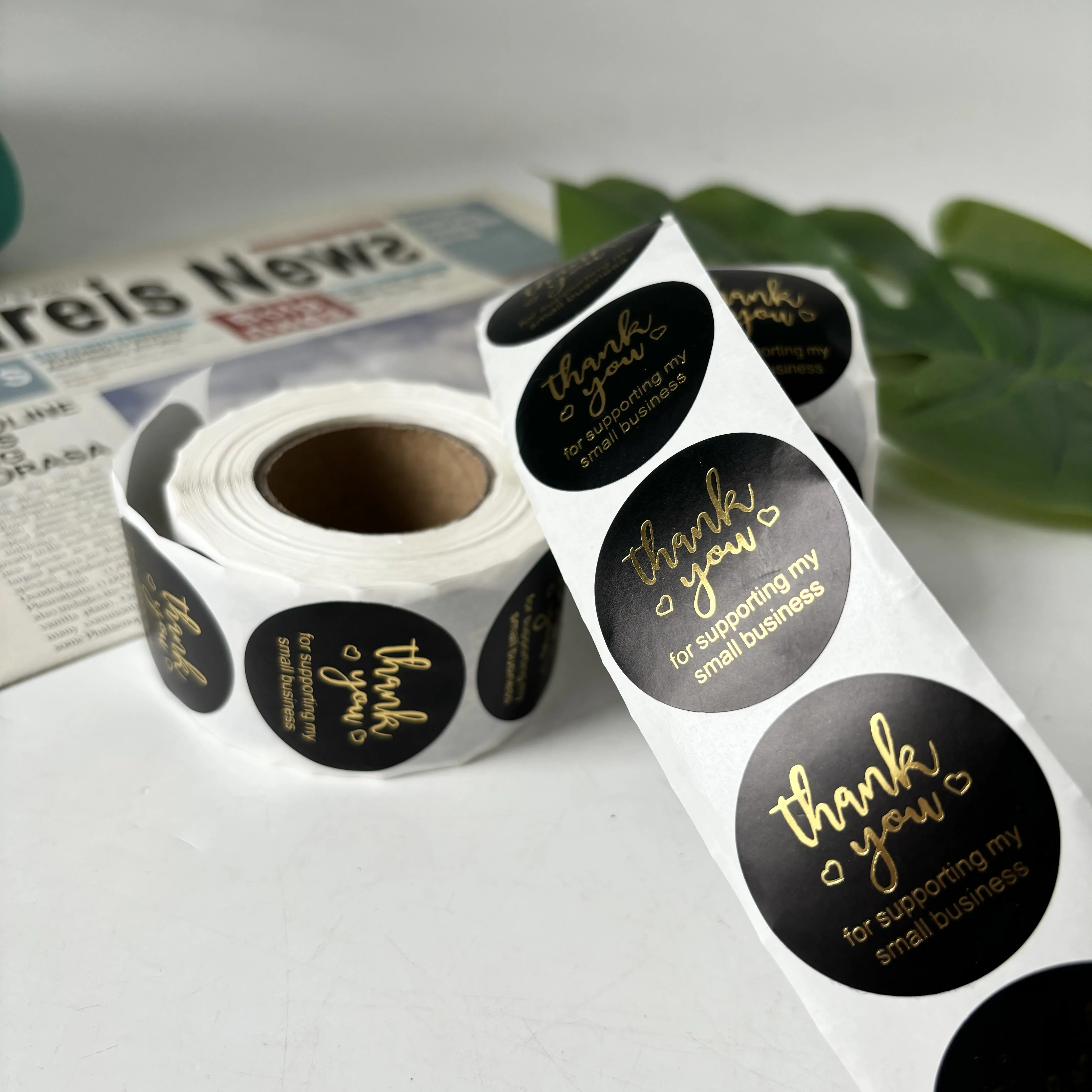 Flat Sheet Stickers PVC Vinyl Round Packaging Label For Medicine Bottle Label Sticker Coated Paper Bottle Label