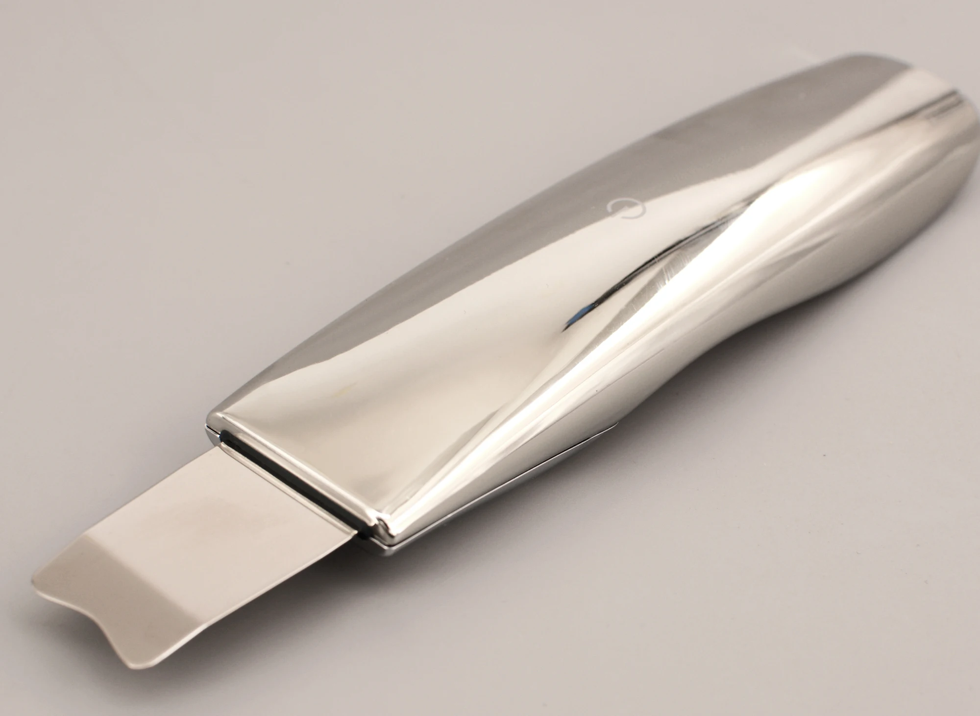 new version profecional ultrasonic wireless charging dermabrasion skin scrubber