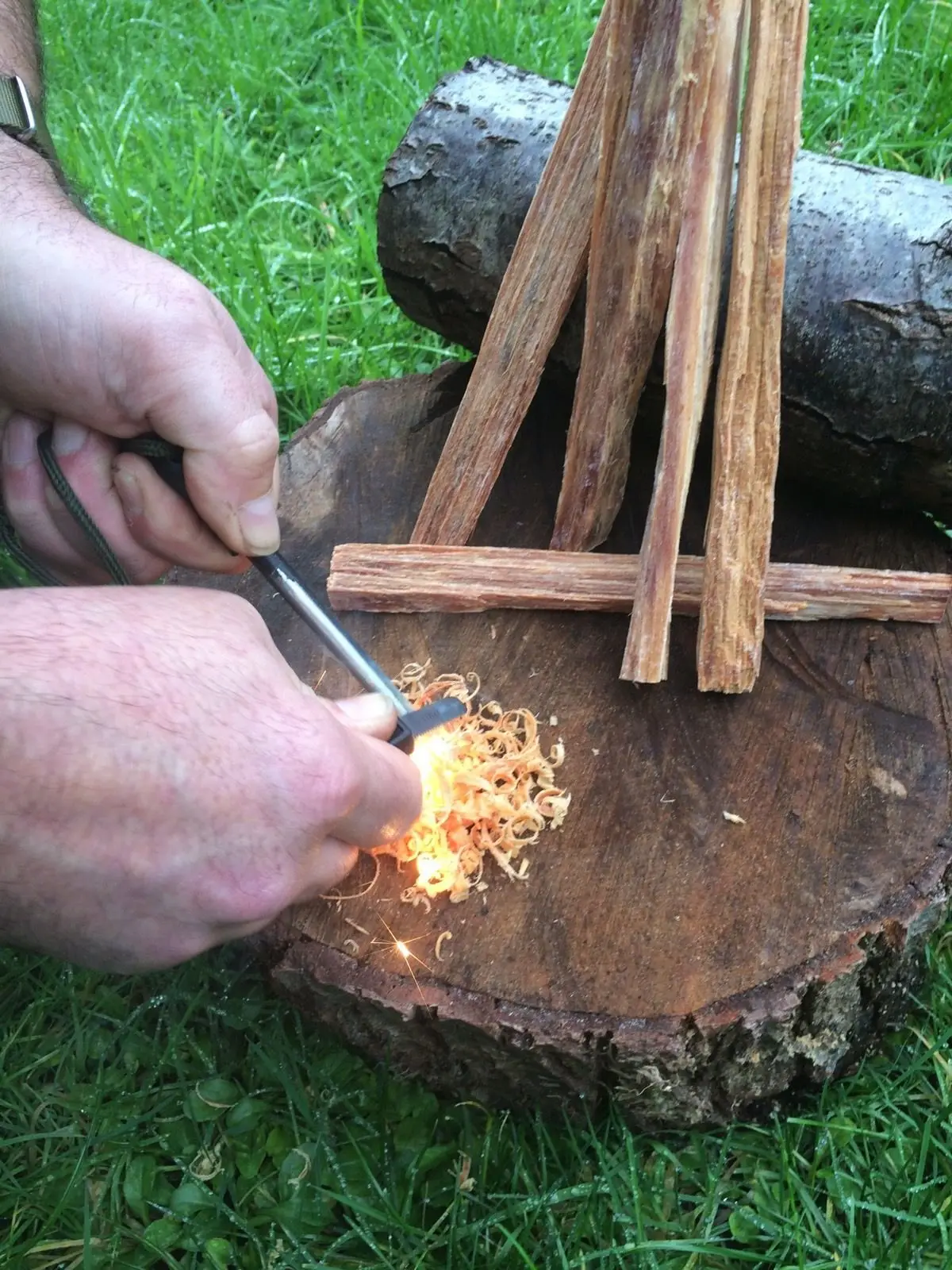 Natural Fat Wood Resin Firestick Hand-Cut Survival Fatwood Sticks Fire Starter with Cotton Carrying Bag