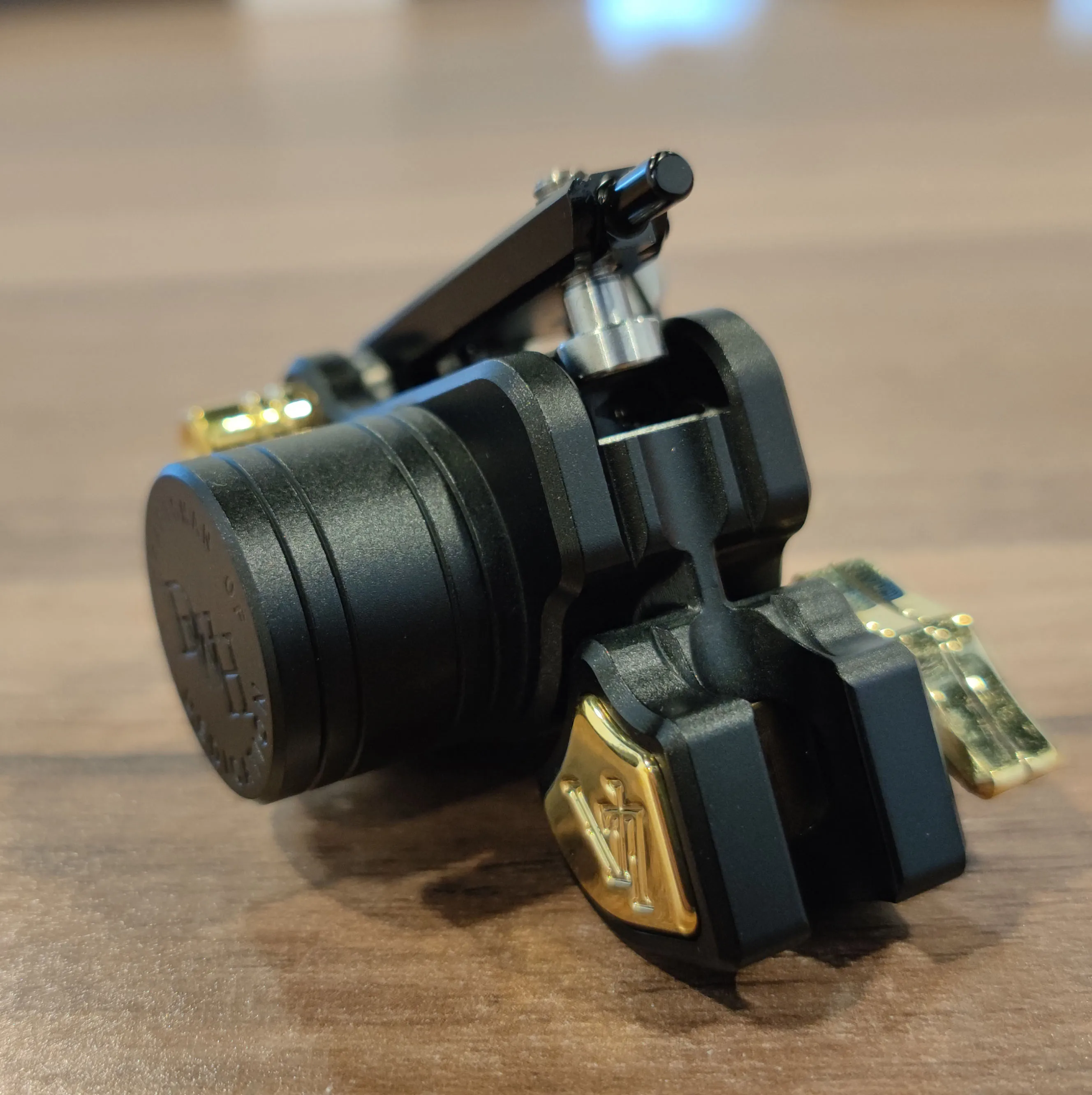 Amazon Best Seller Professional  Motor Short Pen Hybrid Cartridge Tattoo Pen Rotary Tattoo Machine