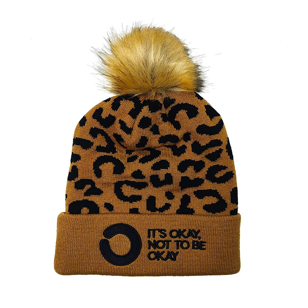 Winter Knit Brand Designer Hat Soft Beanie Hat With Big Fur Ball Bobble Raccoon Fur Pom Pom wool hat