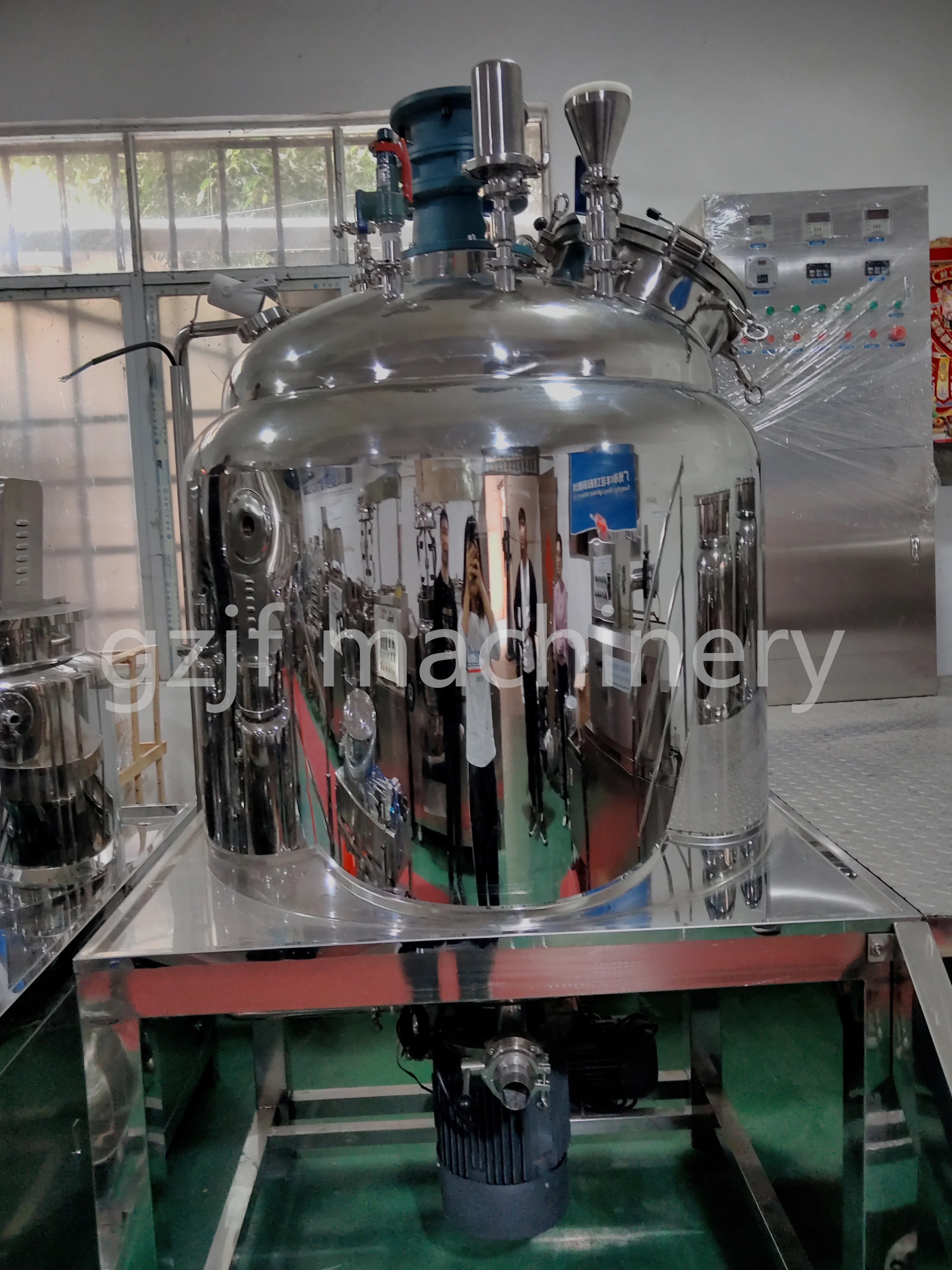 High-Speed Vacuum Homogenizer Disperser Emulsifying Mixer for Home Used Cosmetic Making Machine Soap Making Machine