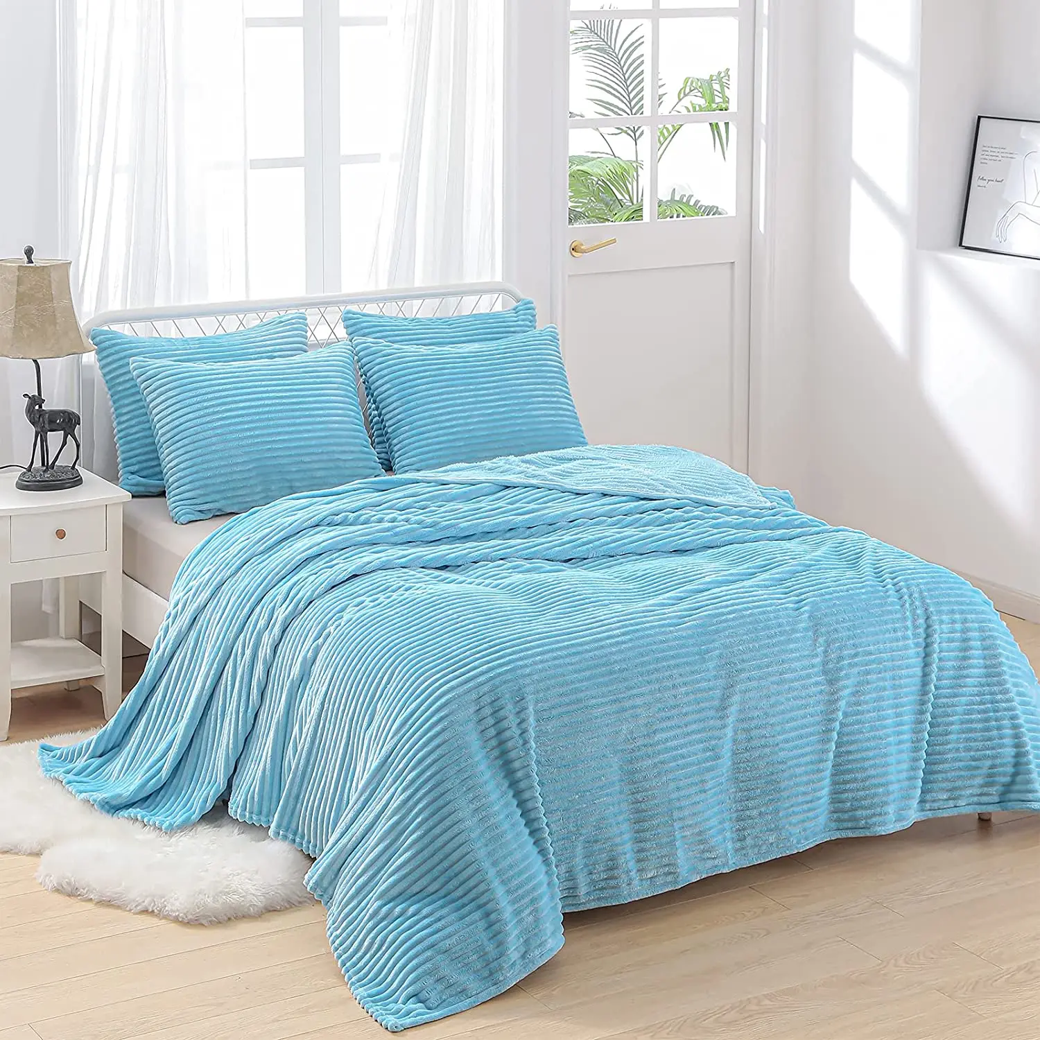 Modern Bedding 100% Polyester Microfiber Throw Blanket Sofa Stripe Pattern Throws Blankets