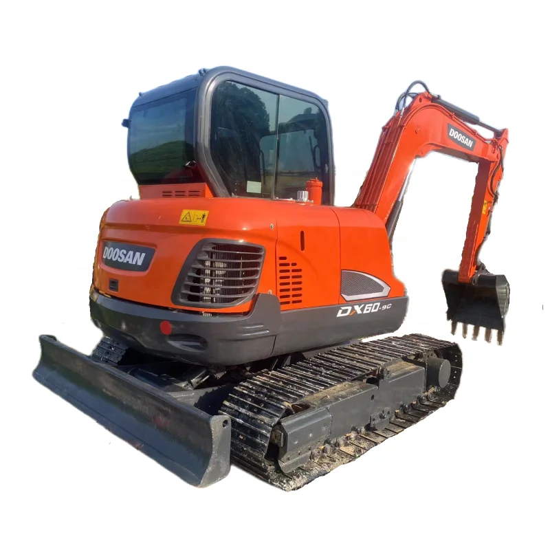 6TON Good Running Condition Korea Original Cheap Price DOOSAN DX60 6 Ton Mini Digger Crawling Tracked DX60-9C Used Excavators