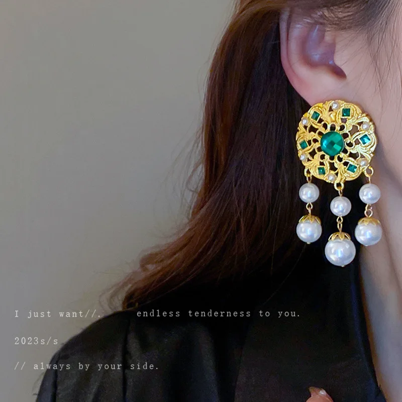 New Jewelry Designer Yiwu Wholesale Pendant Fashion Stud Earrings Brass 18K Gold Plated Jewelry Earrings Lady Accessories