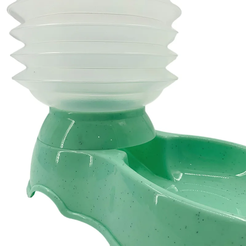 Water feeder Wholesale Cat and dog automatic feeders Travel outdoors easy to carry retractable folding pet automatic feeders