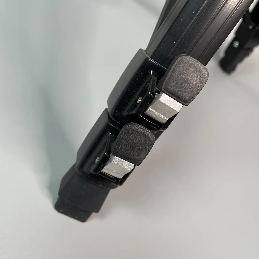 Hot sale salon beauty school Foldable human hair wig stand mannequin head tripod Mannequin Head Wig Stand Tripod