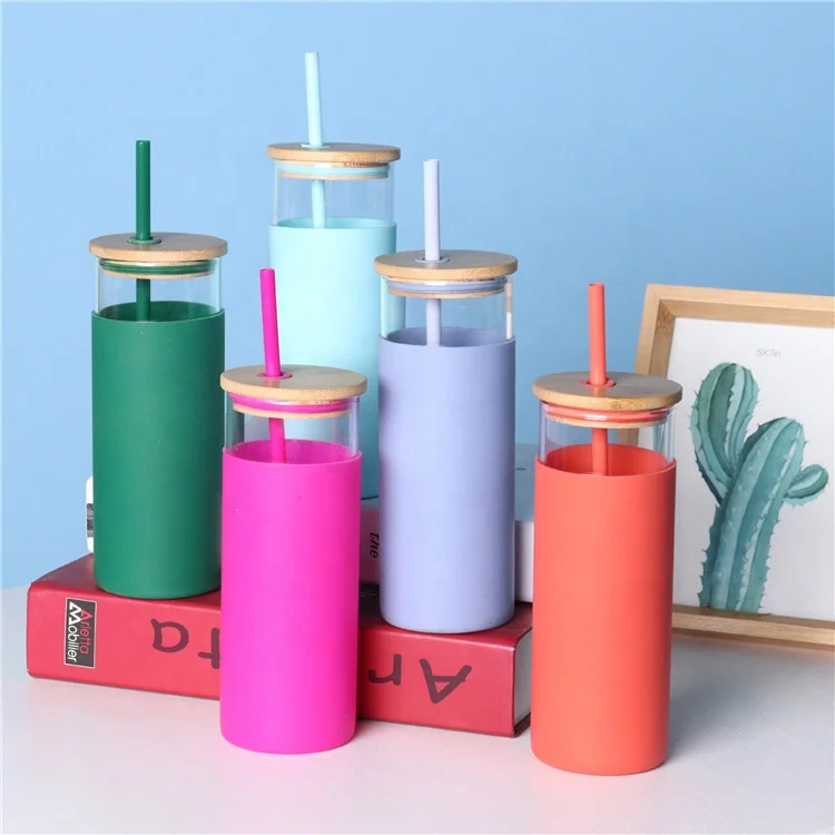 500ml High Quality High Borosilicate Glass Water Bottle with Silicone Sleeve and Bamboo Lid Glass Tumbler with Same Color Straw