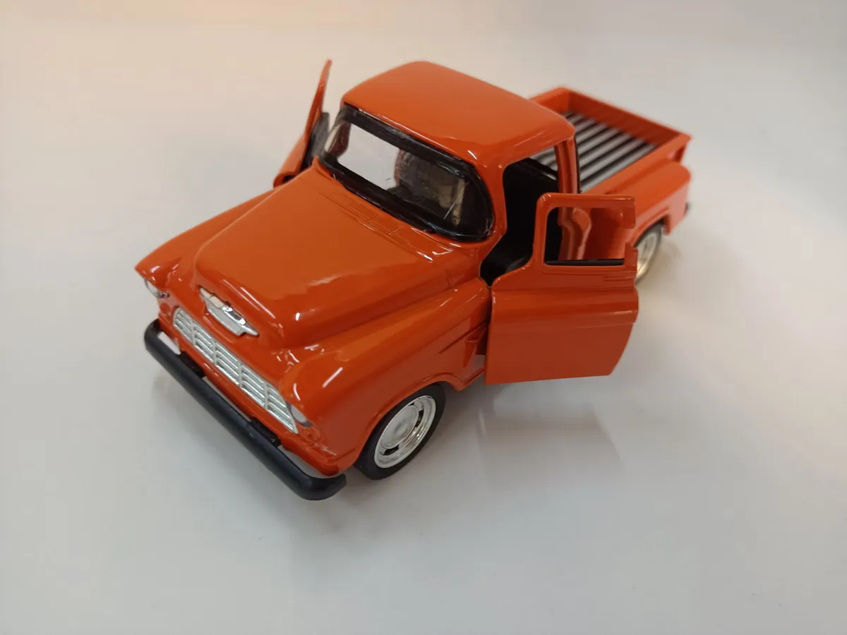 Wholesale Custom 1:32 scale old style Die Cast pickup vintage Car Toys for kids