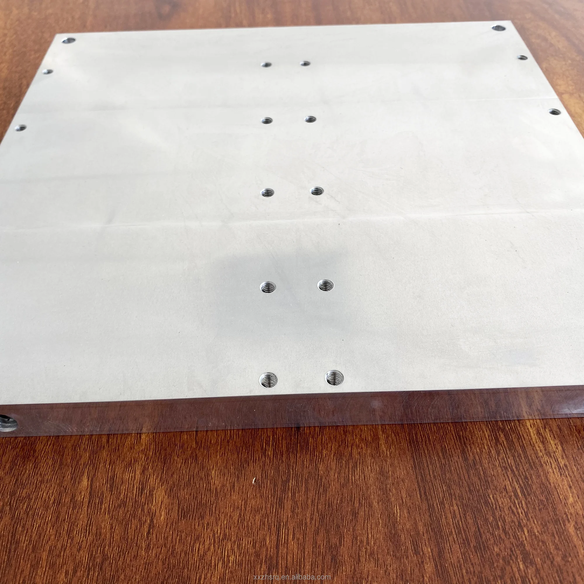 Electric Water Cooling Block Cooler with Hose