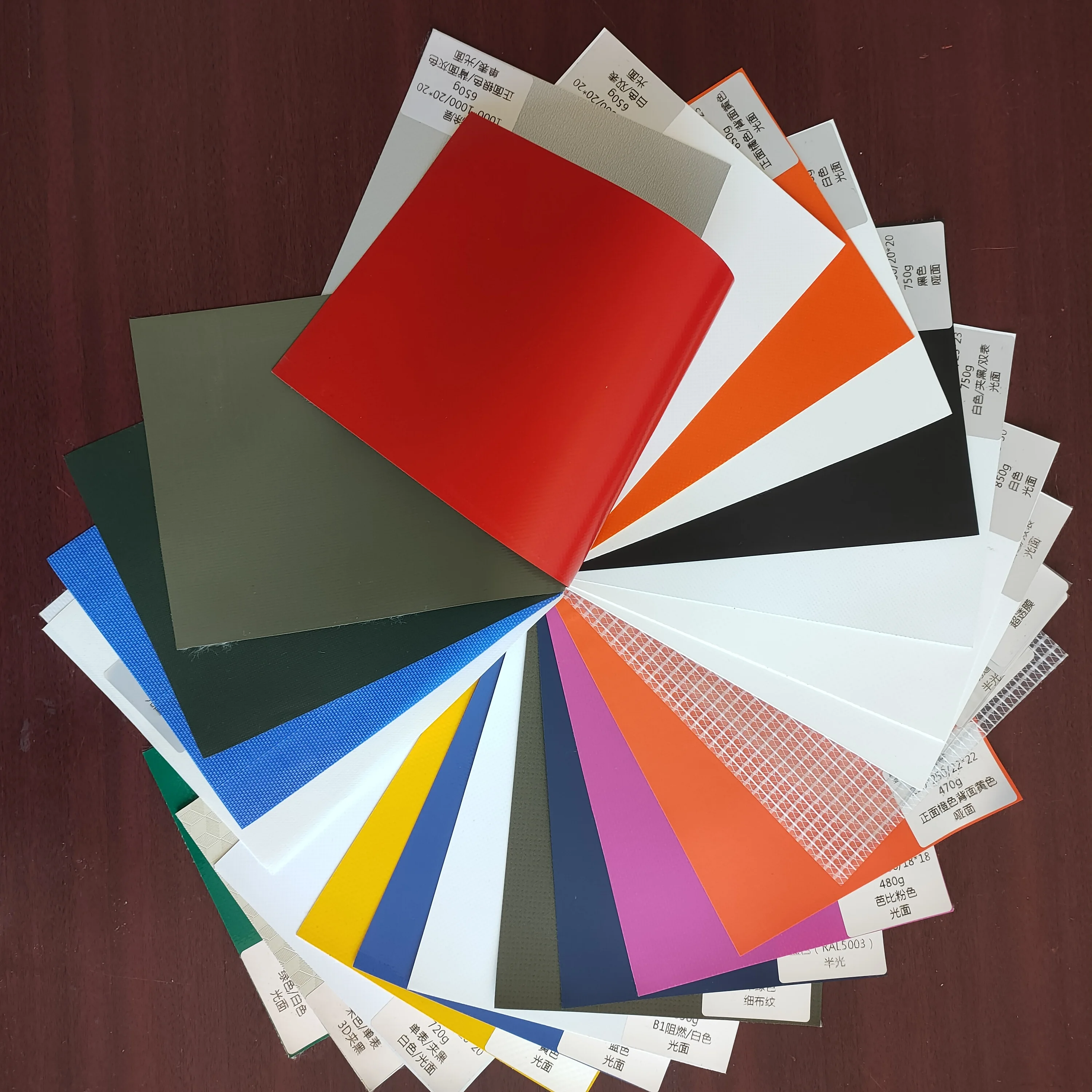 PVC Coated Sheets 300gsm-1100gsm  colors Honeycomb Board Rounded Corners Plastic Cover Sheets Requiring Screen  Surface
