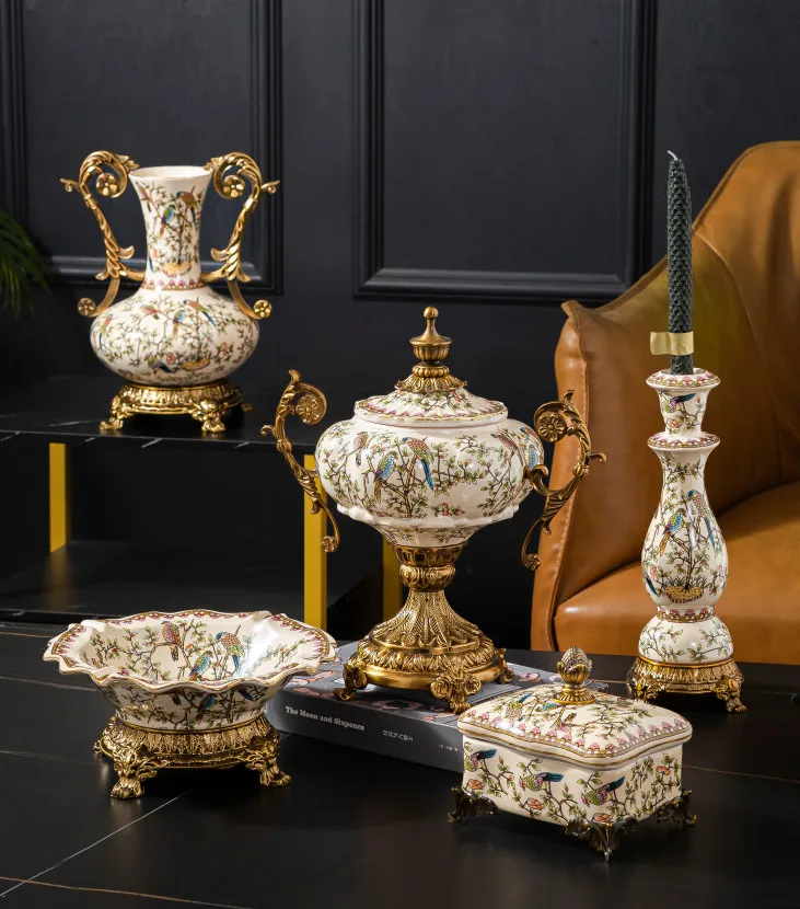 Chinese Manufacturer Supply High Quality Classic Luxury The Middle East Style Soft Mounted Vase Ceramic Copper Ceramic vase