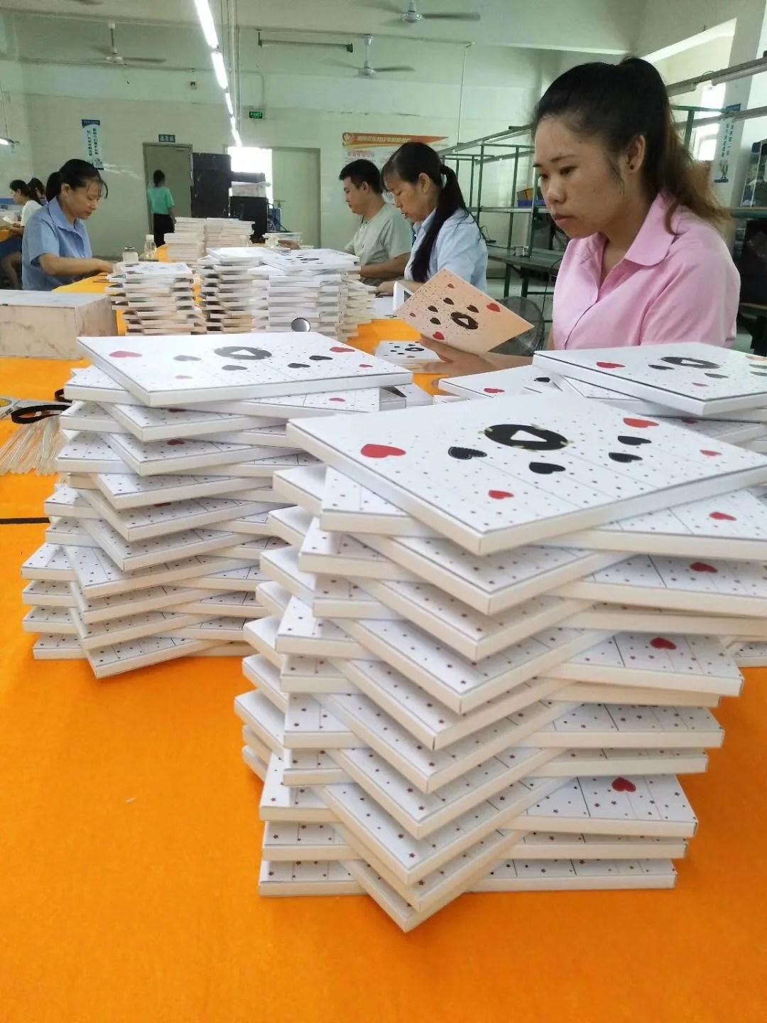 Cheaper Portable Digital Lcd Advertising Display Player Smart Ads lcd Advertisement Display