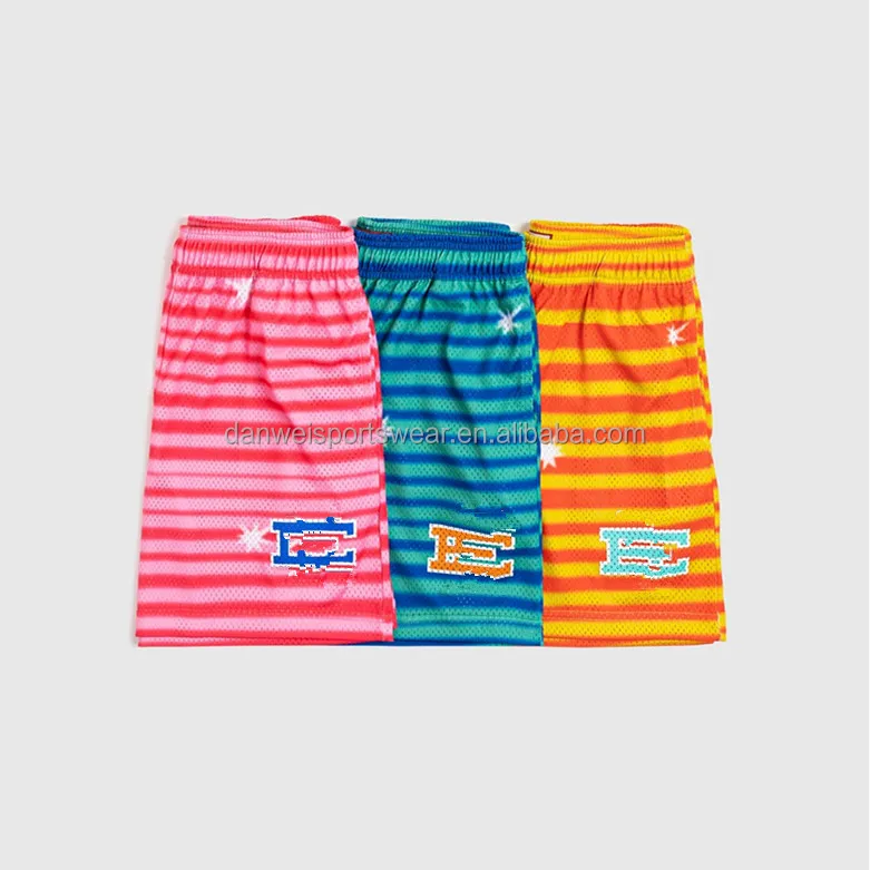 Яркая крутая летняя одежда разных цветов, баскетбольные сетчатые шорты