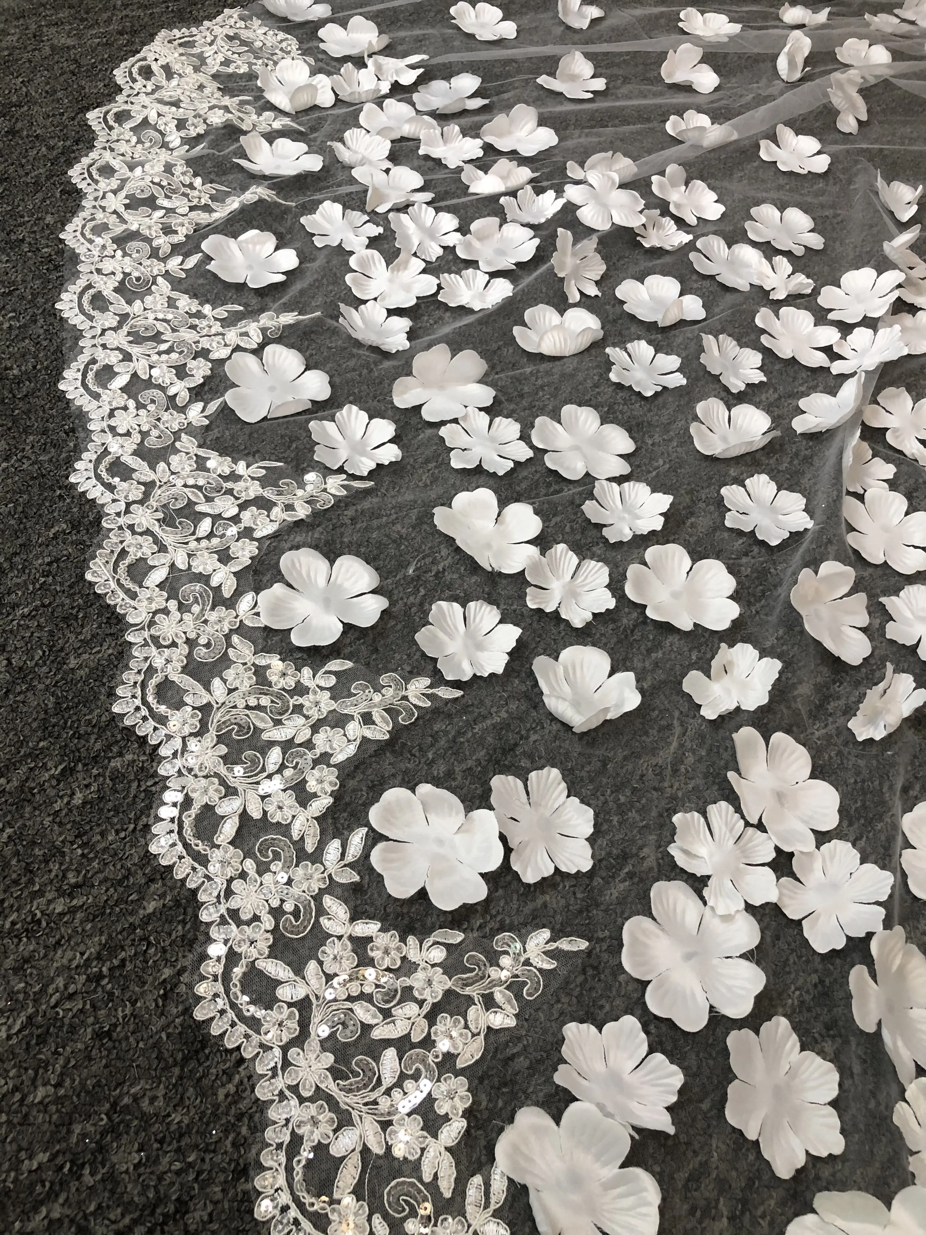 Feishiluo 3D flower  Long  Bridal Veil For Wedding  bridal veils soft tulle face veil with comb for women