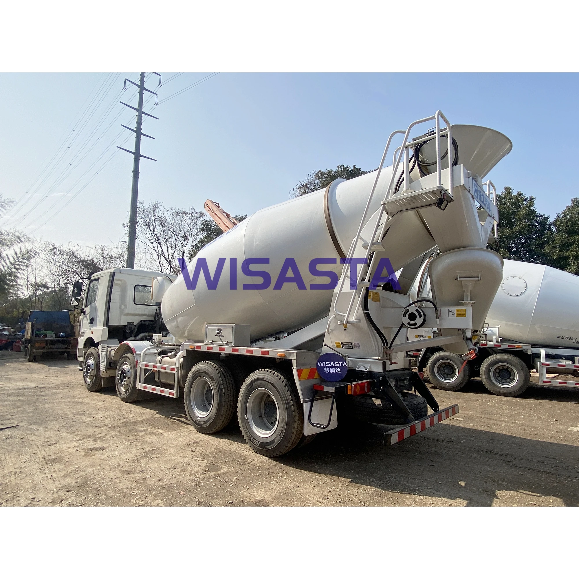 Heavy duty durable Chassis Large Capacity 6 8 12 cubic meters Cement Mixing machine Drum ready mixer concrete truck
