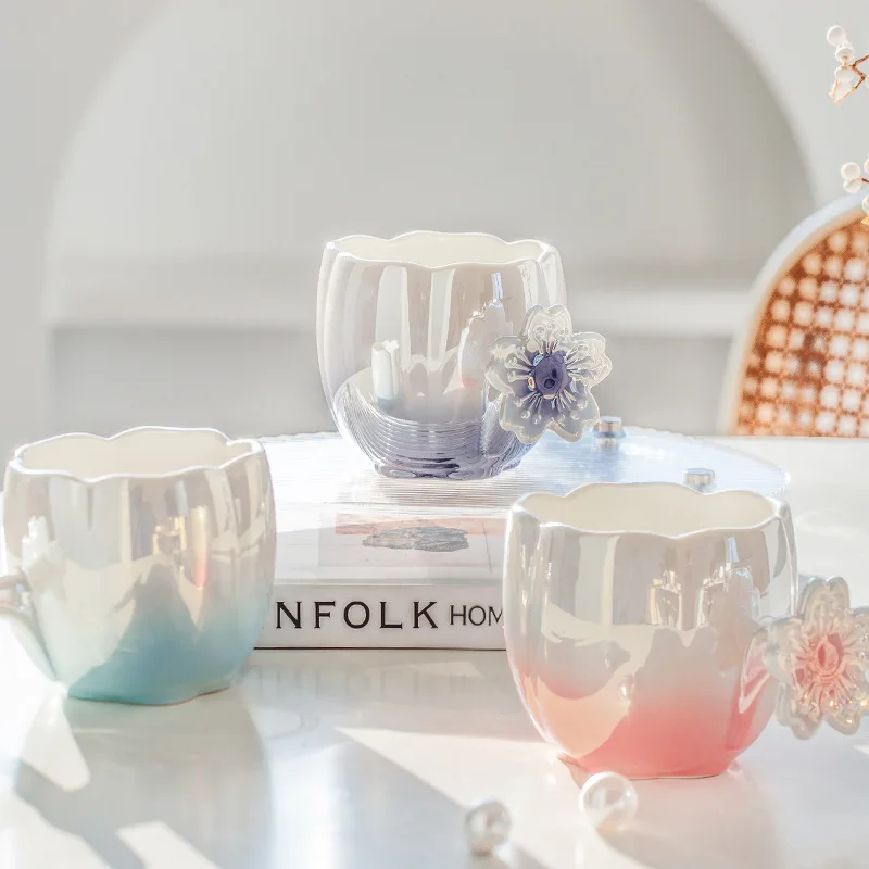 Wholesale New Fashion Flower Shaped Cute MIlk Cup Ceramic Coffee Mugs With The Scoop