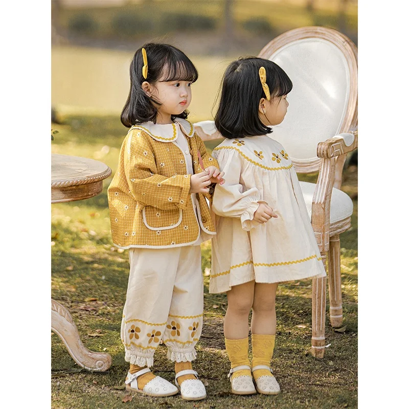 Wholesale Custom 100% Cotton Cheap Baby Girls Dress For Toddler Girls Embroidered Cute Long Sleeve Dress Girls 10 Year