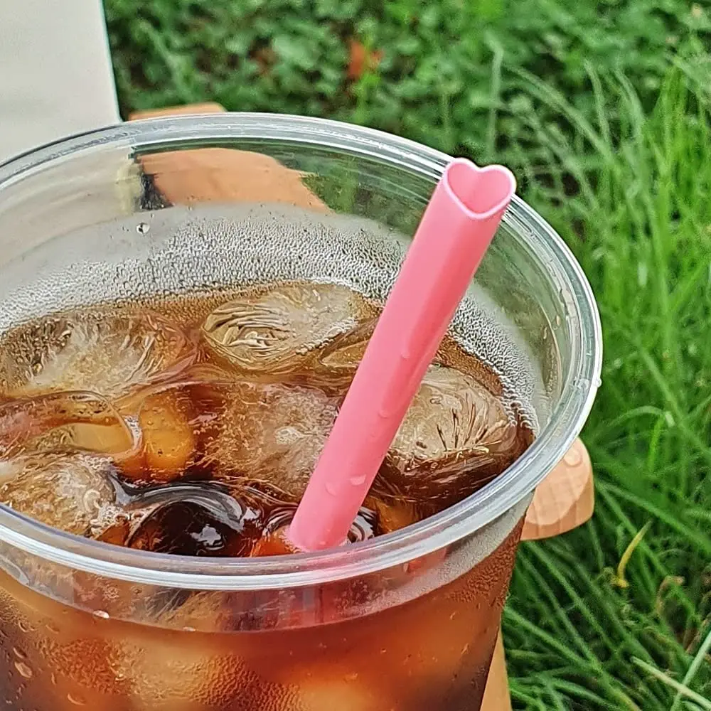 Disposable Heart shaped pink straw disposable drinking straw for kids for home birthday party wedding Valentines day