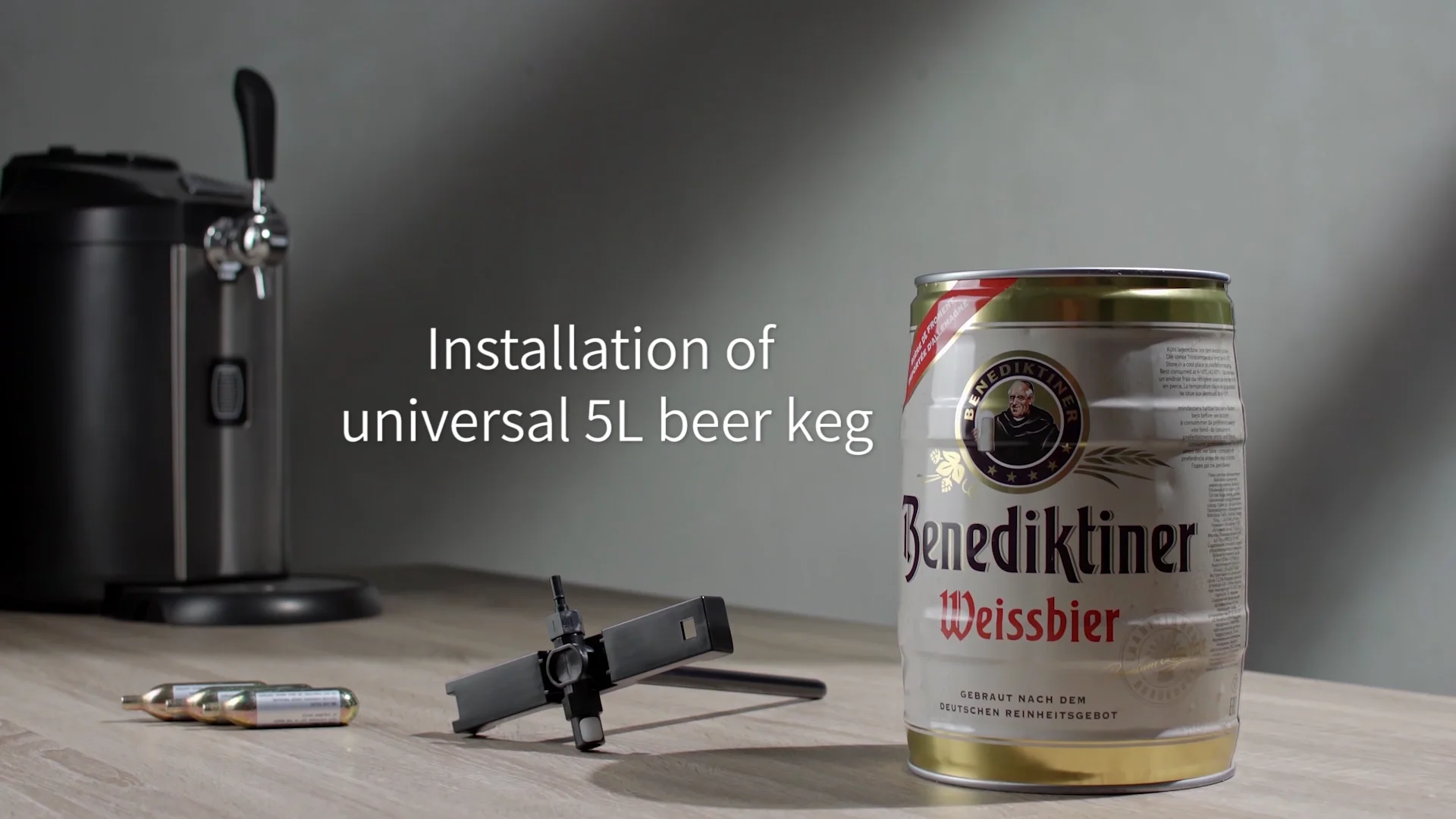 Mini Keg Detachable Aluminum Regulator and Tap Spear Easy Storage Black Matte Powder Coated Pressurized Homebrew Beer Dispenser