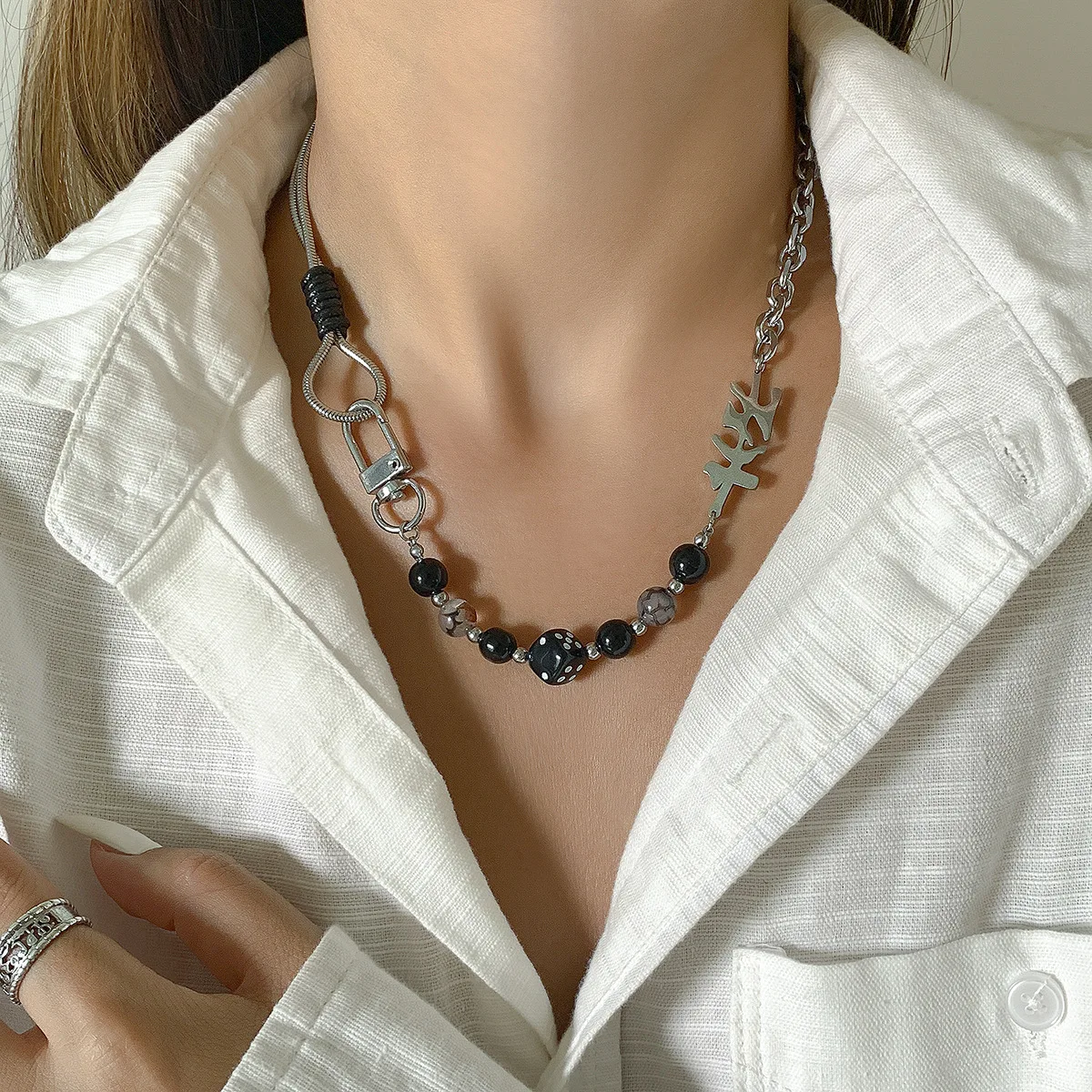 Оптовая продажа; Женская обувь в стиле «хип-хоп» Нержавеющая Сталь Змея Кость цепи толстый каблук кости из бисера ожерелье виде мужские ювелирные изделия