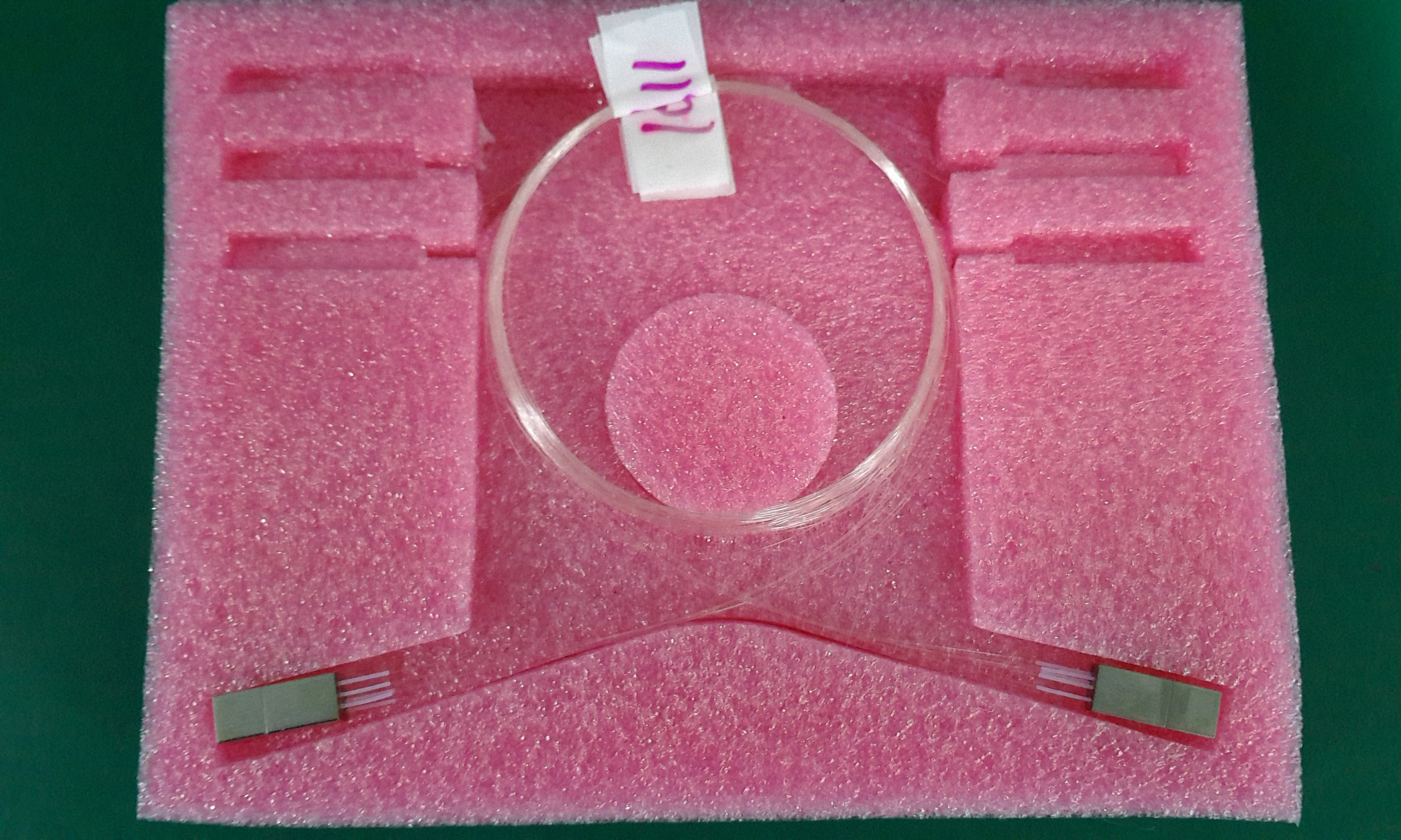 Ultra Compact  1X4 CWDM based on thin film filtering technology with Low insertion loss for  transceivers