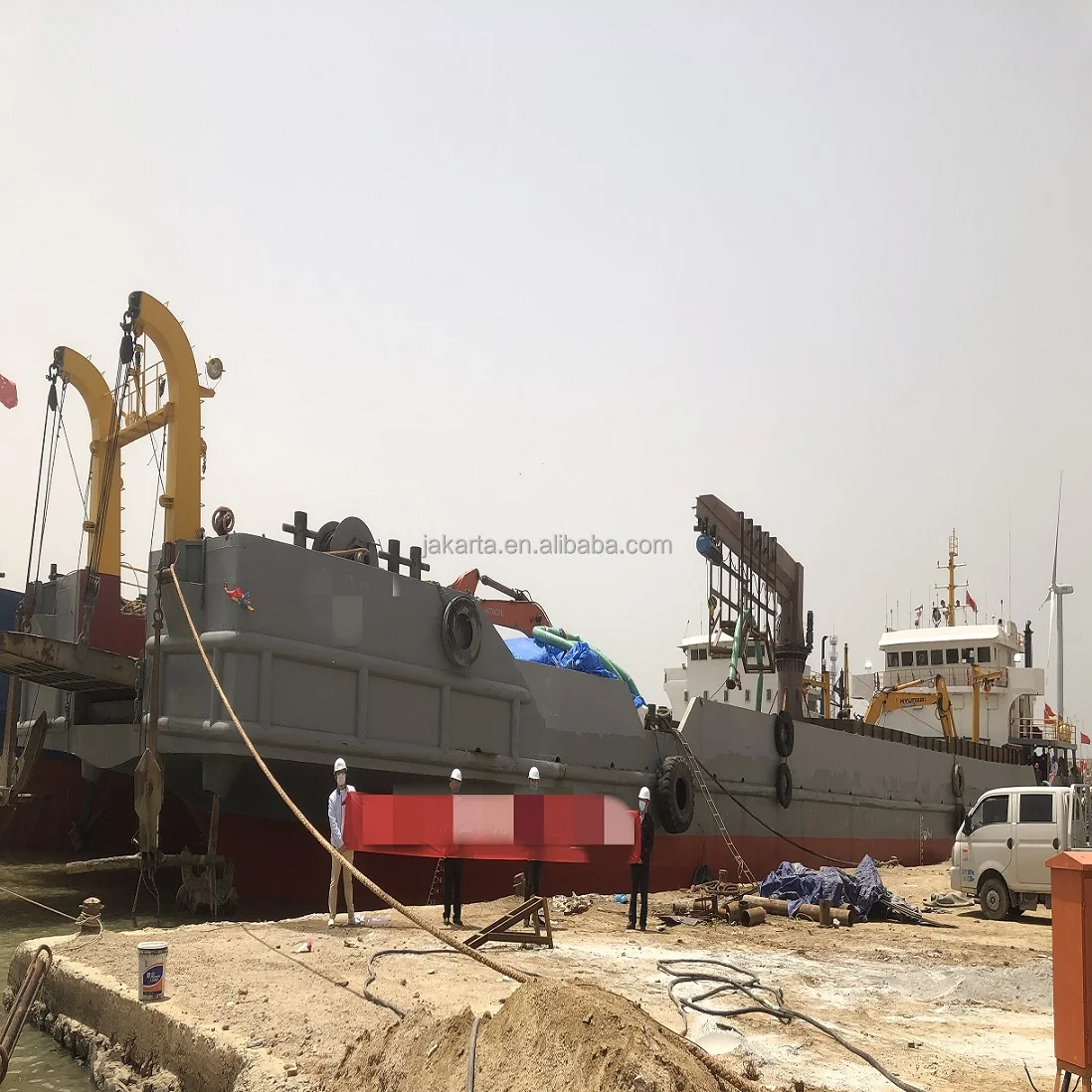 1700 DWT Deck barge ship with ramp door for sale