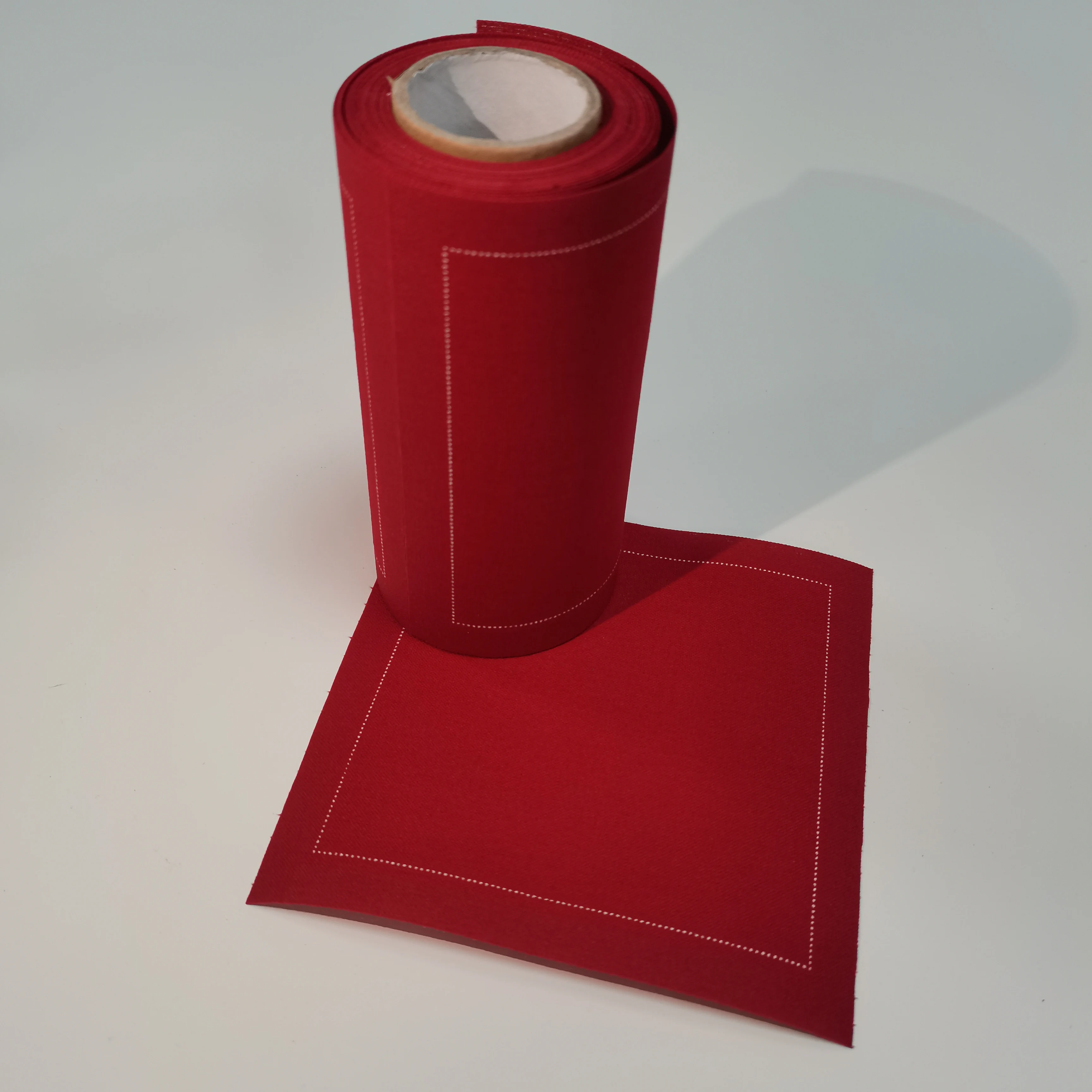 Cotton Fabric Cloth Coaster Napkin Tear able Disposable Rolled Tablet Napkin Linen Look Factory